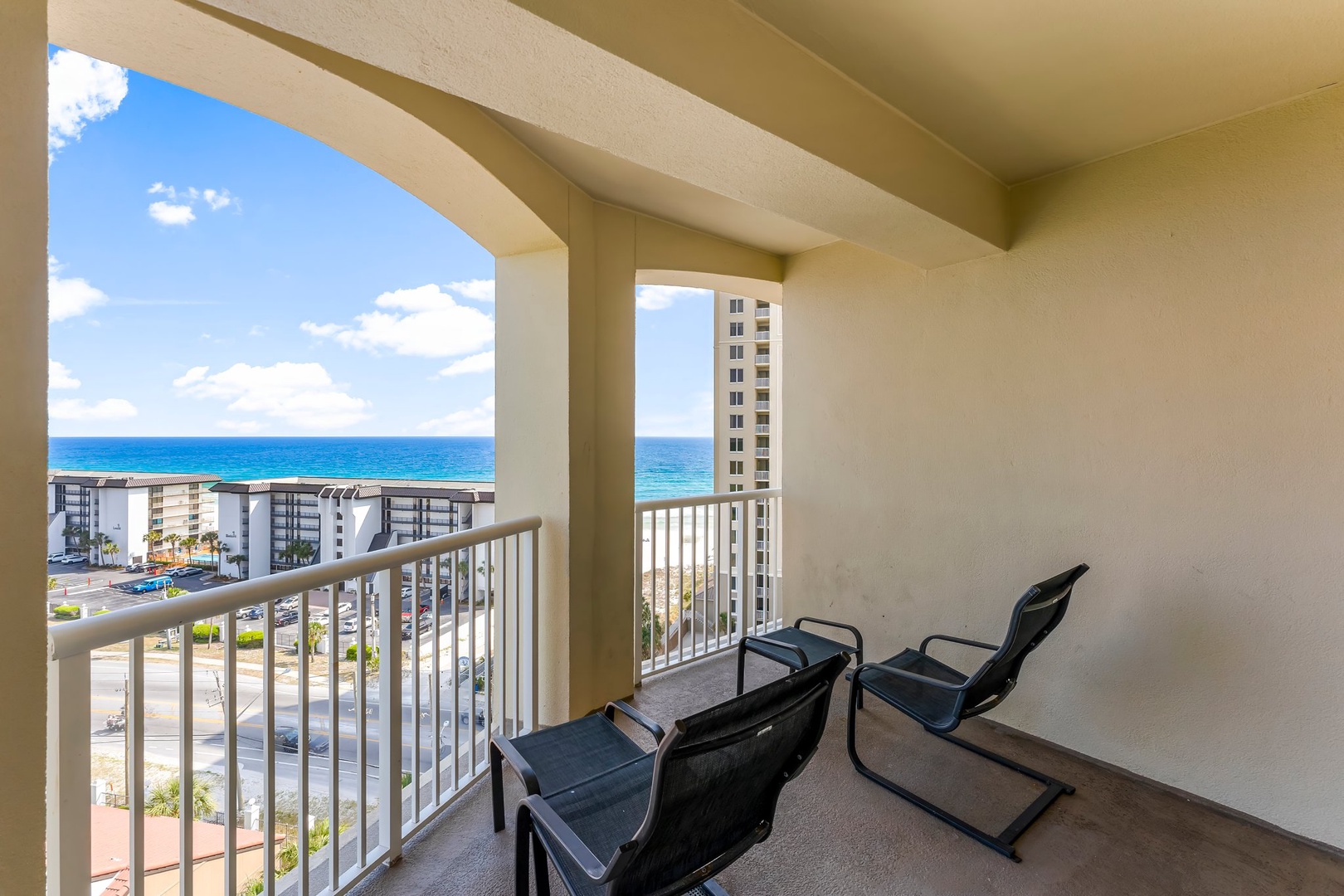 18-web-or-mls-11807 Front Beach Rd Tower 2 -- 507-26
