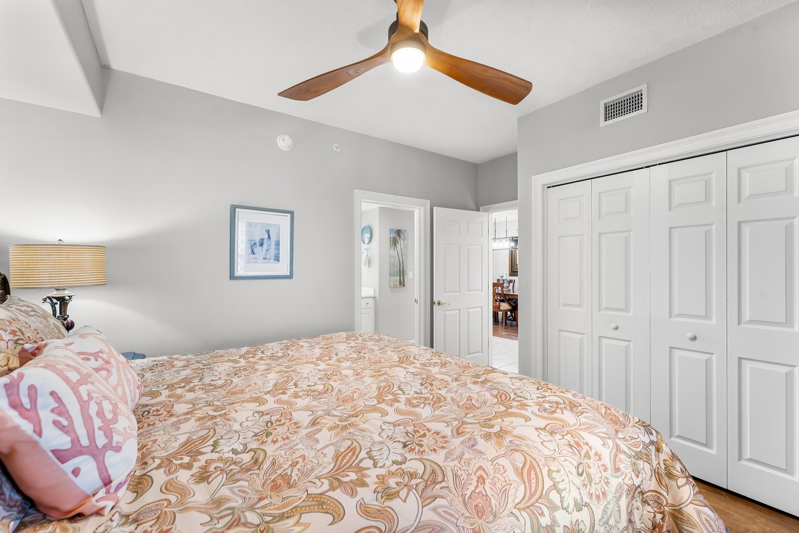 15-web-or-mls-5004 Thomas Dr 1110-3