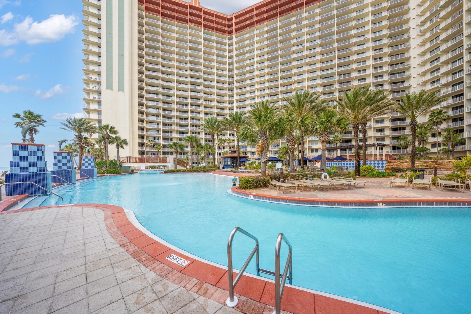 Lagoon-style Pool