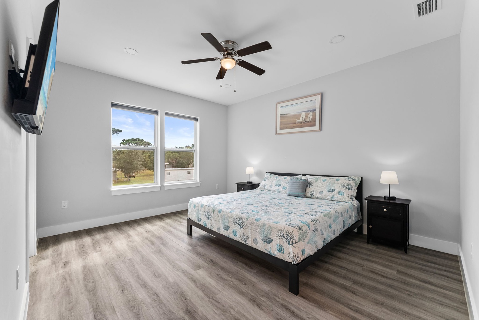 18-web-or-mls-2226 Joan Ave 16 -18