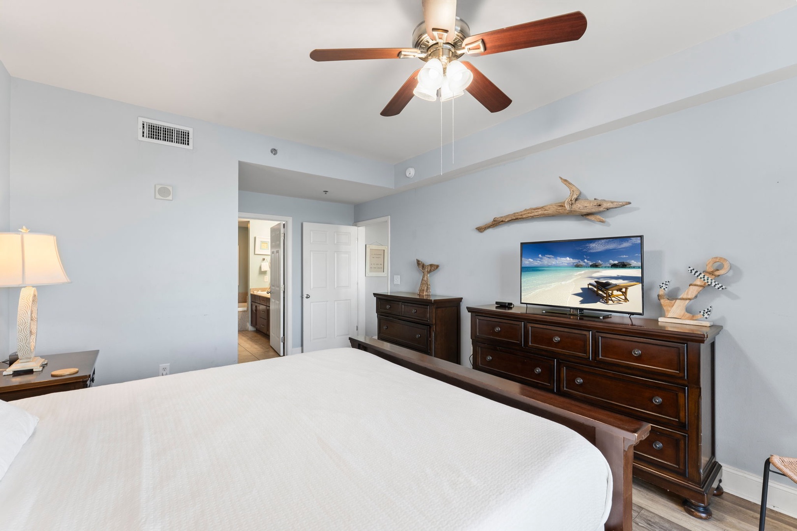 15-web-or-mls-PANHANDLE-9902STHOMASDR431-14