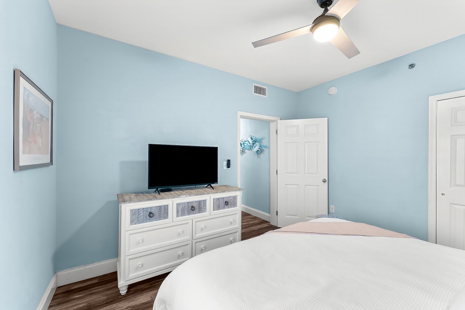 Guest Bedroom 1