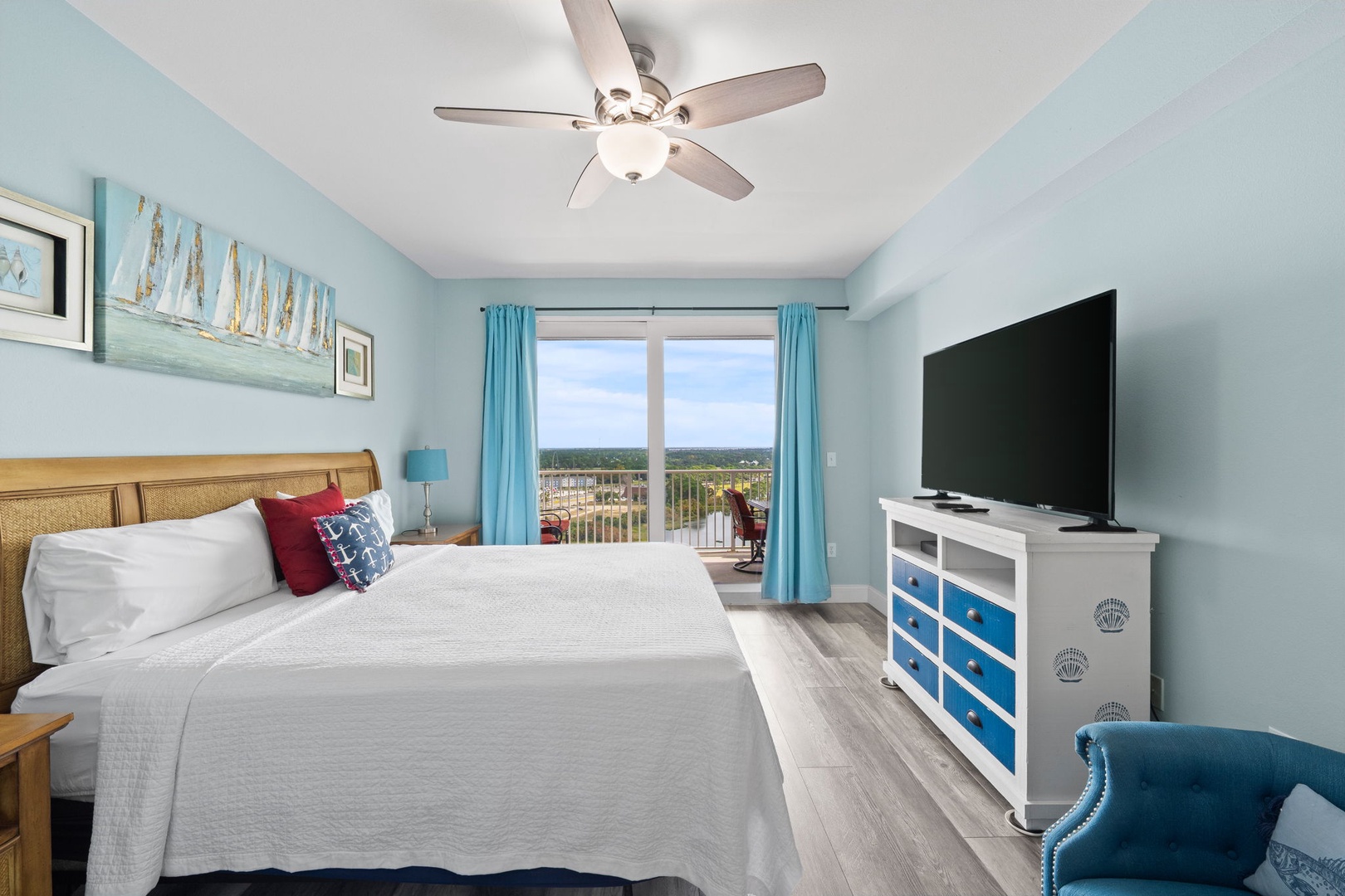 31-web-or-mls-9902 S Thomas Dr 1730 -31