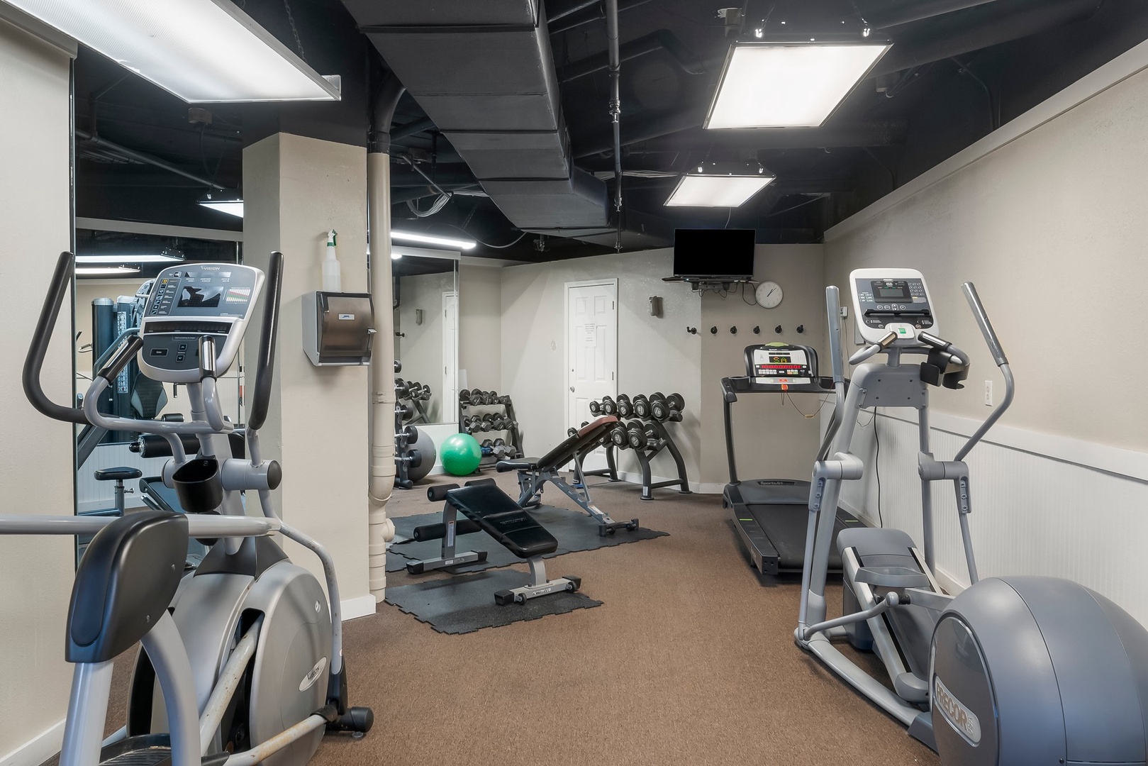 38-web-or-mls-Hidden-Dunes-Amenities-24-2