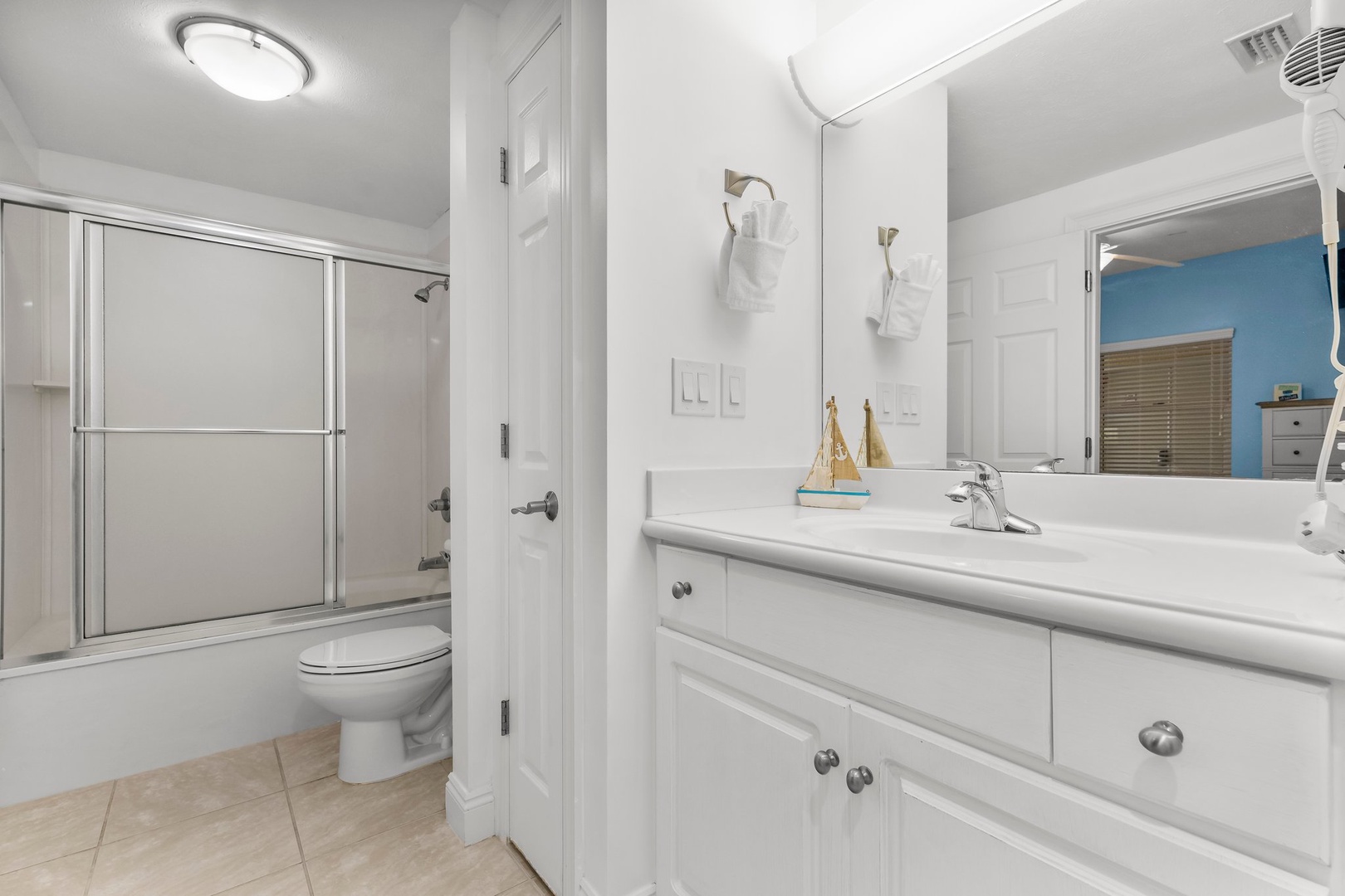 15-web-or-mls-5004 Thomas Dr 106-6