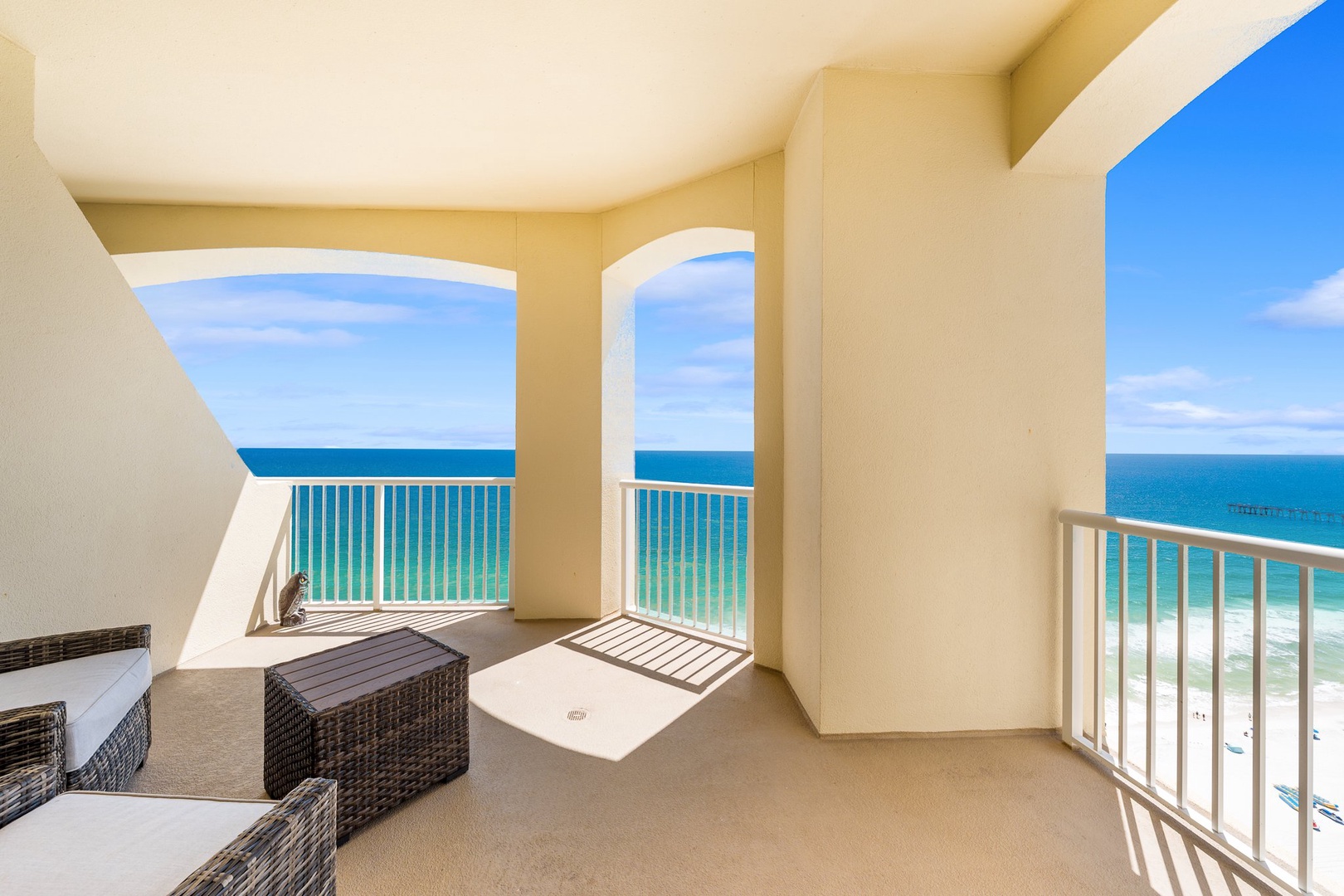 25-web-or-mls-11800 Front Beach Rd 2201_21