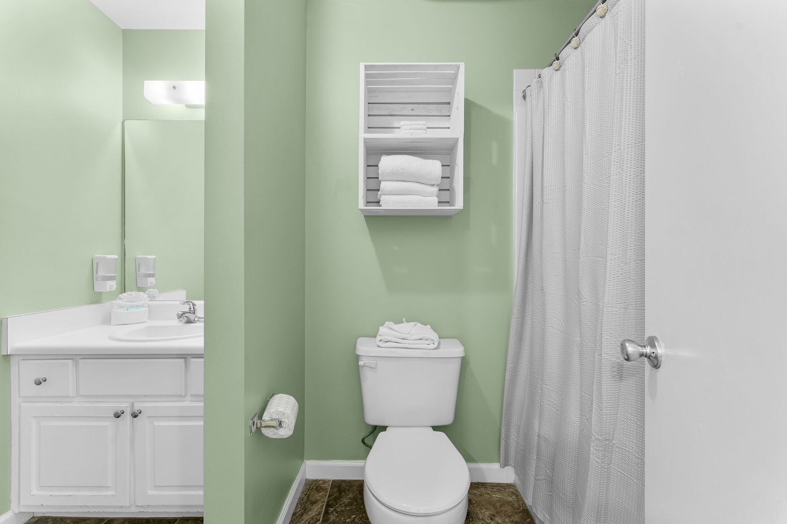 13-web-or-mls-236 St Katherine Blvd 236-17