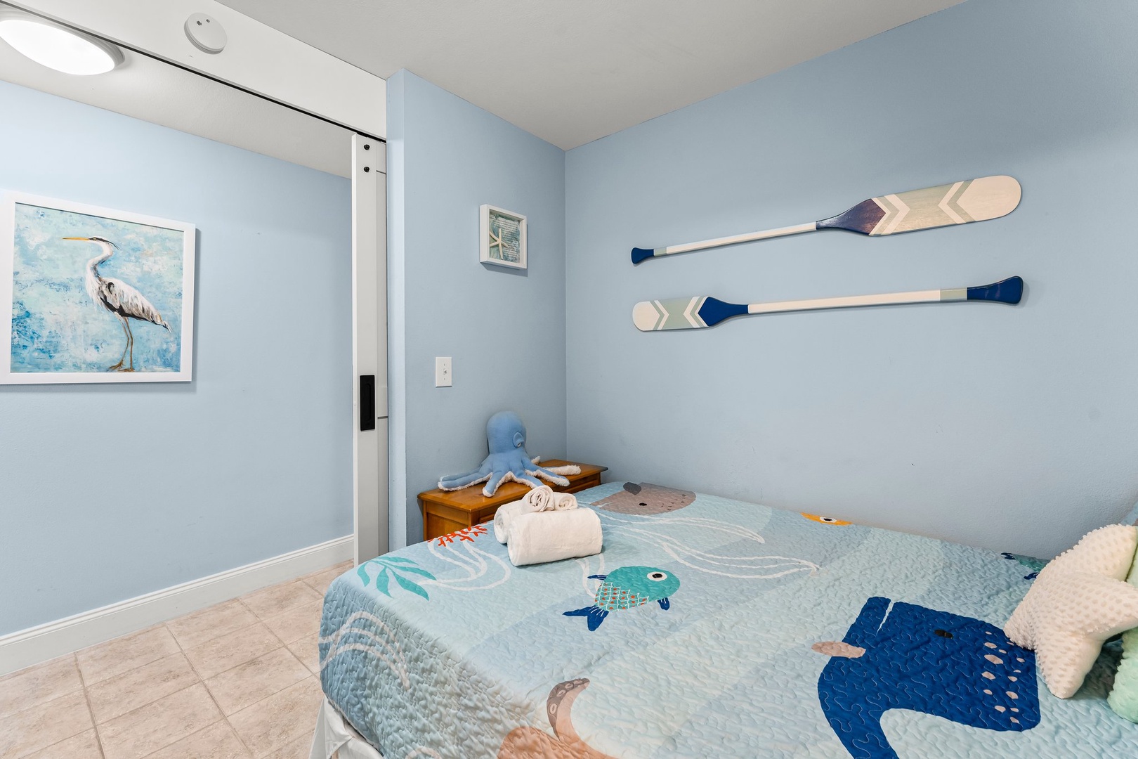 15-web-or-mls-9902 S Thomas Dr 1305-23