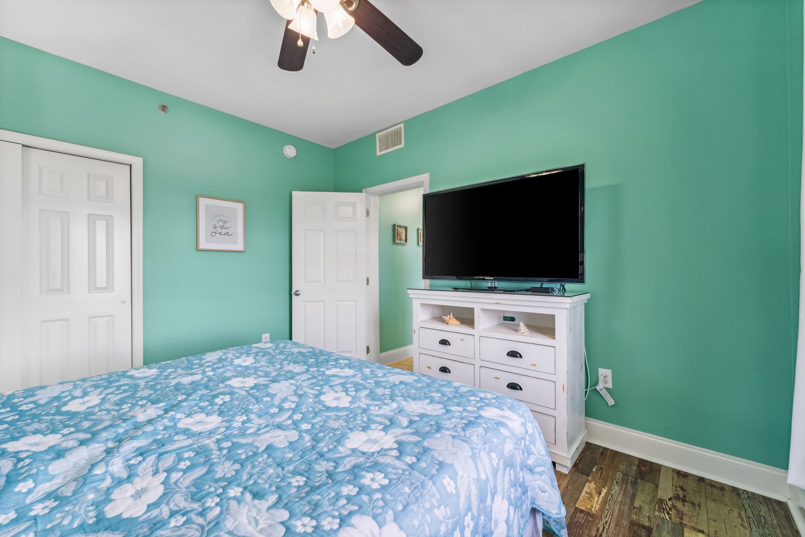 Guest Bedroom 1