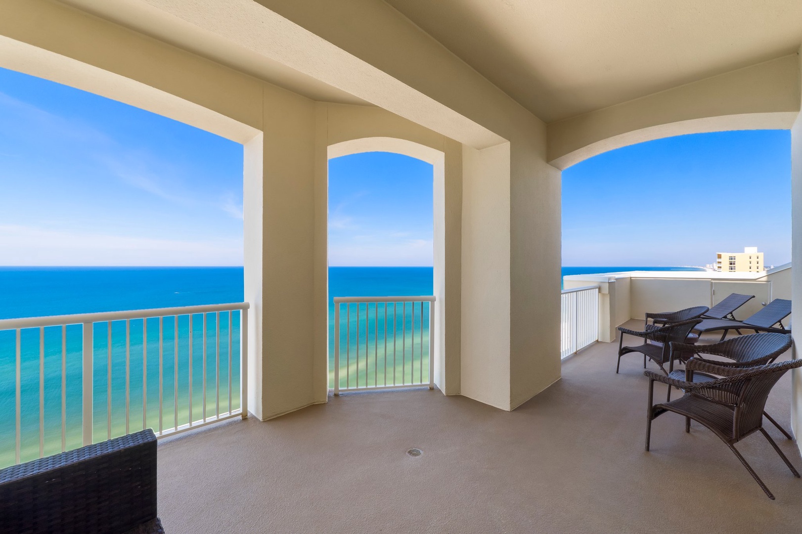 30-web-or-mls-11800-front-beach-rd-2101