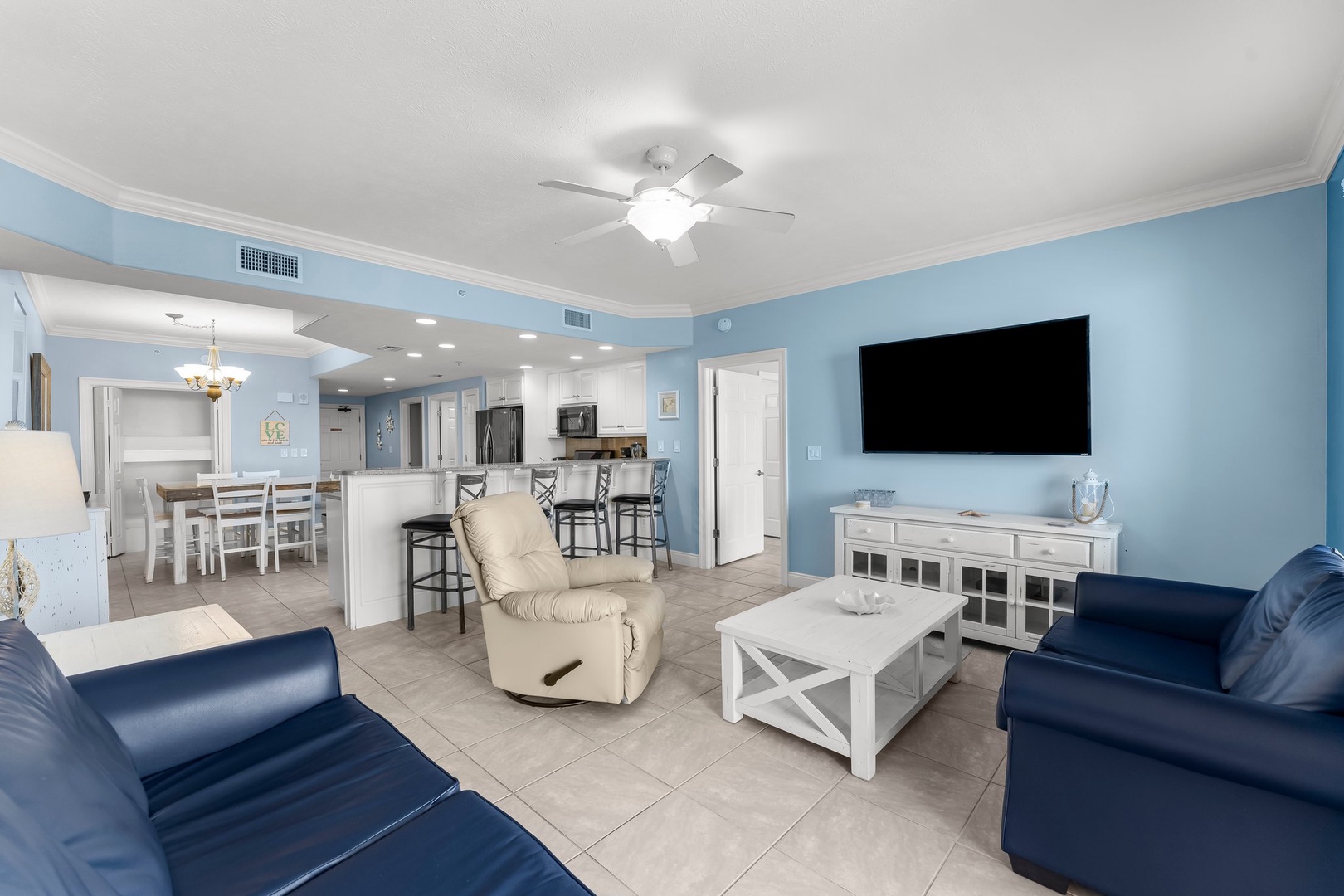 28-web-or-mls-5004 Thomas Dr 106-23