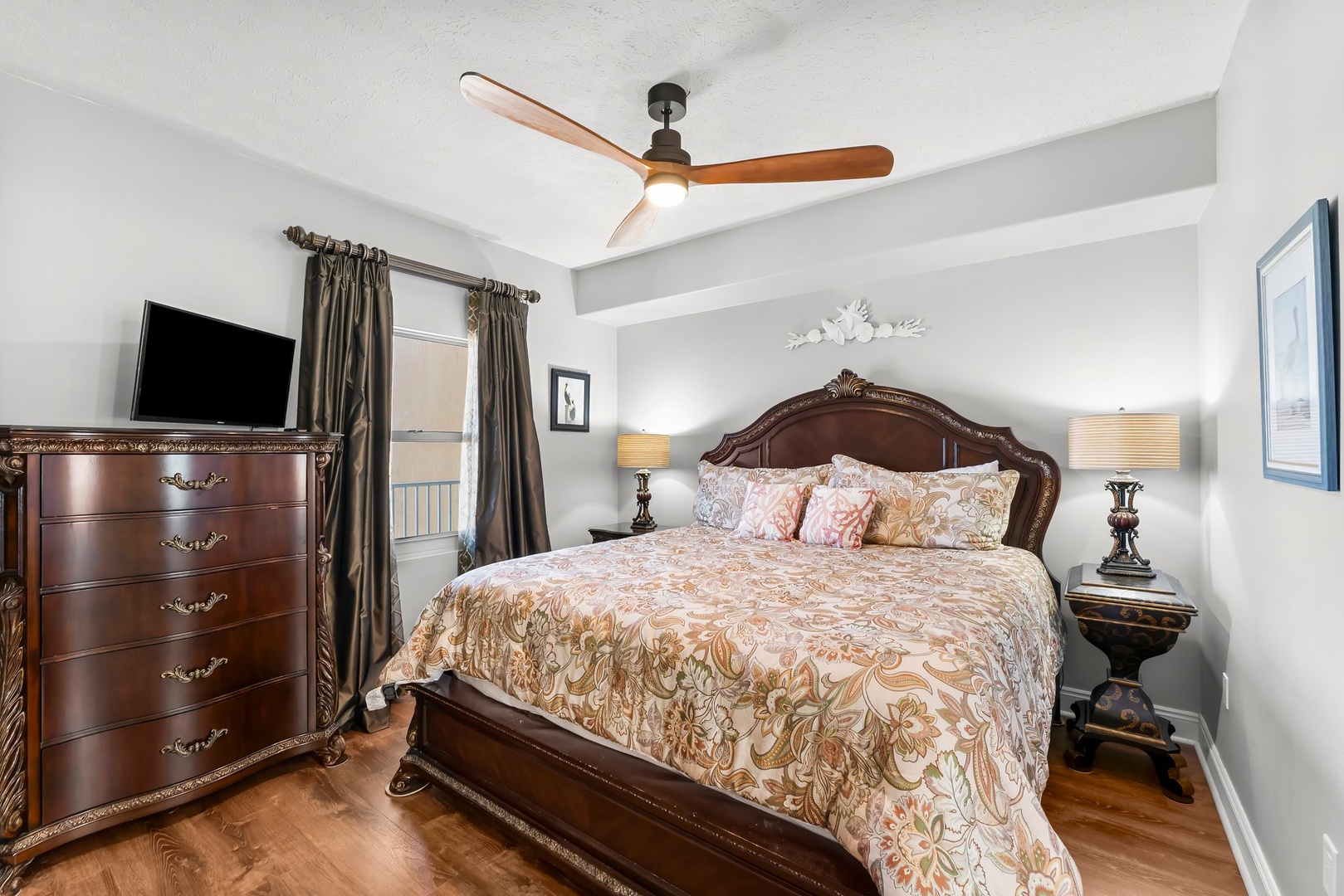 14-web-or-mls-5004 Thomas Dr 1110-2