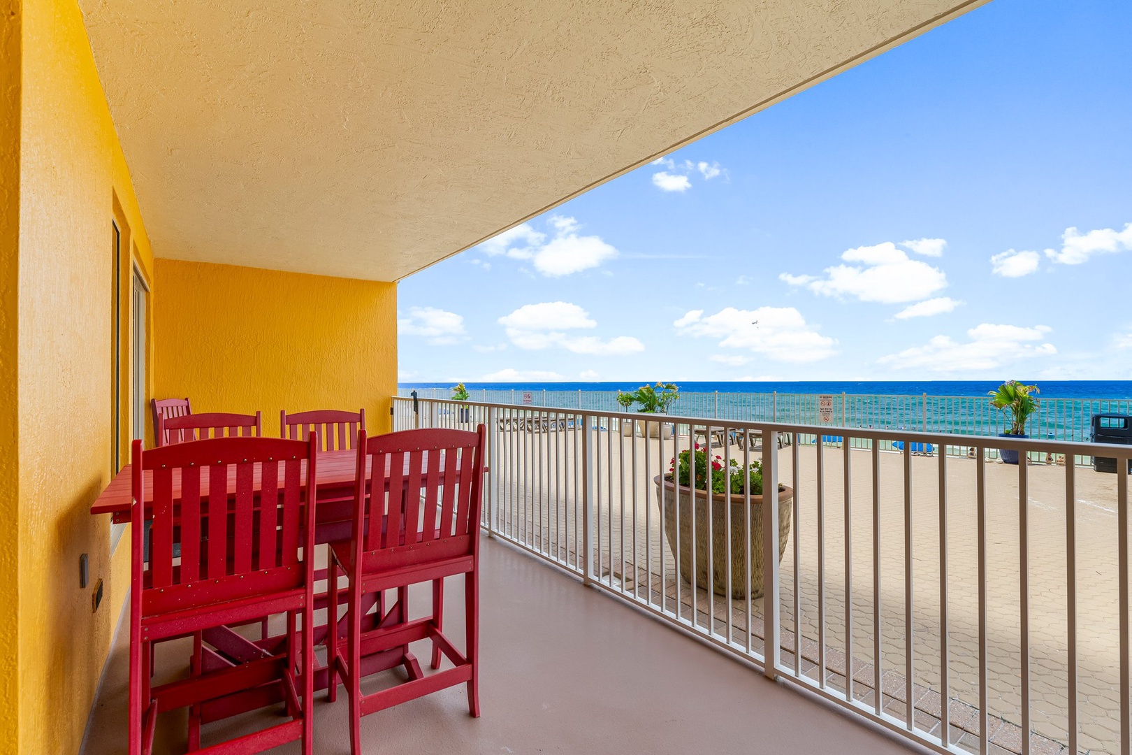 30-web-or-mls-5004 Thomas Dr 103-20