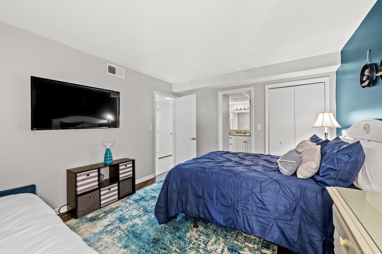 Guest Bedroom 1