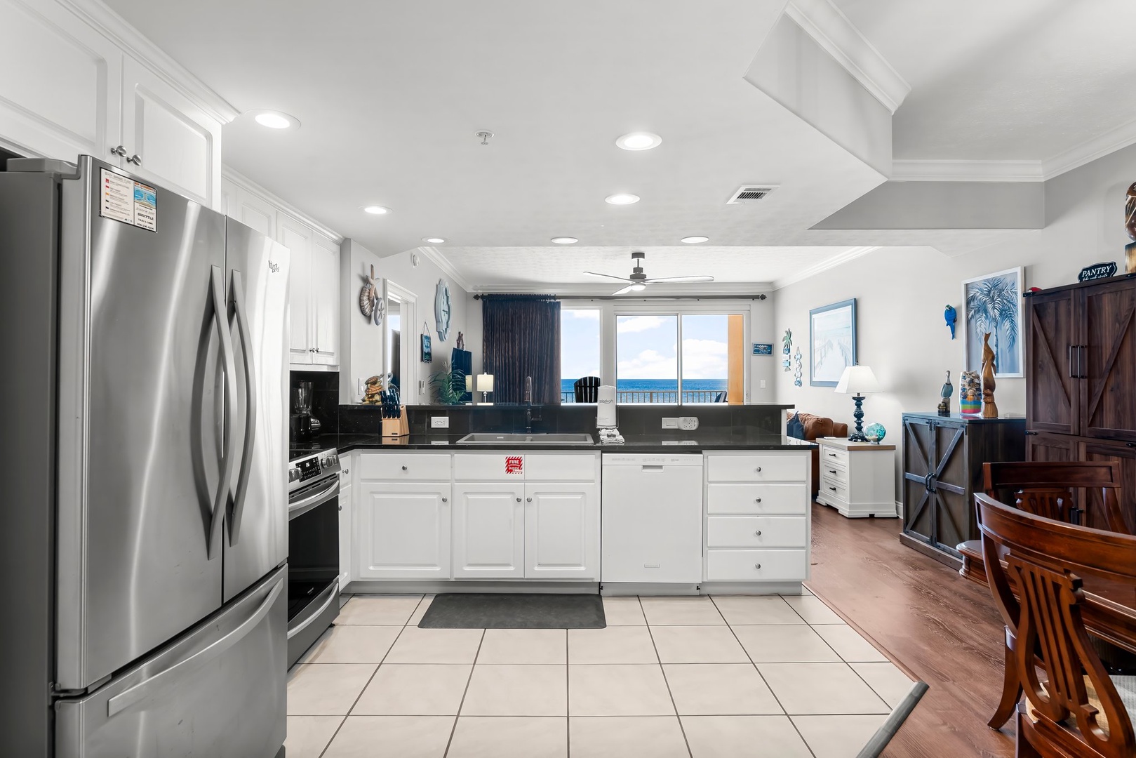 13-web-or-mls-5004 Thomas Dr 1110-15