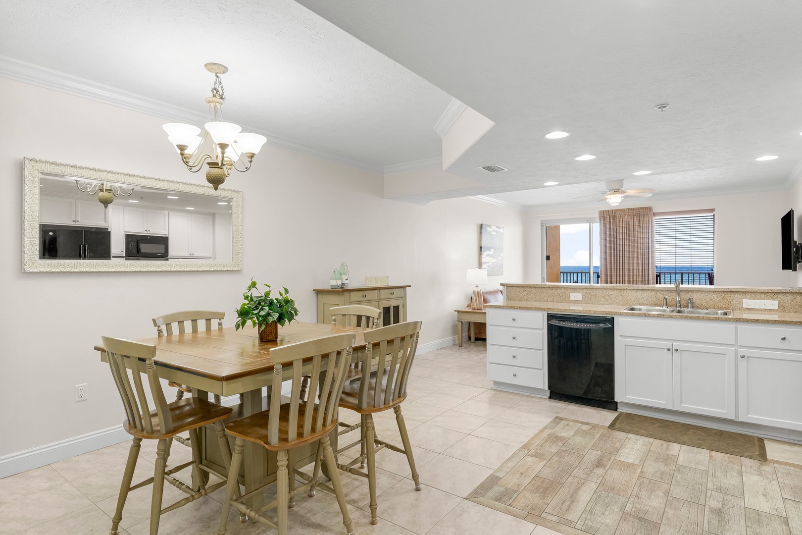 15-web-or-mls-5004 Thomas Dr 103-10