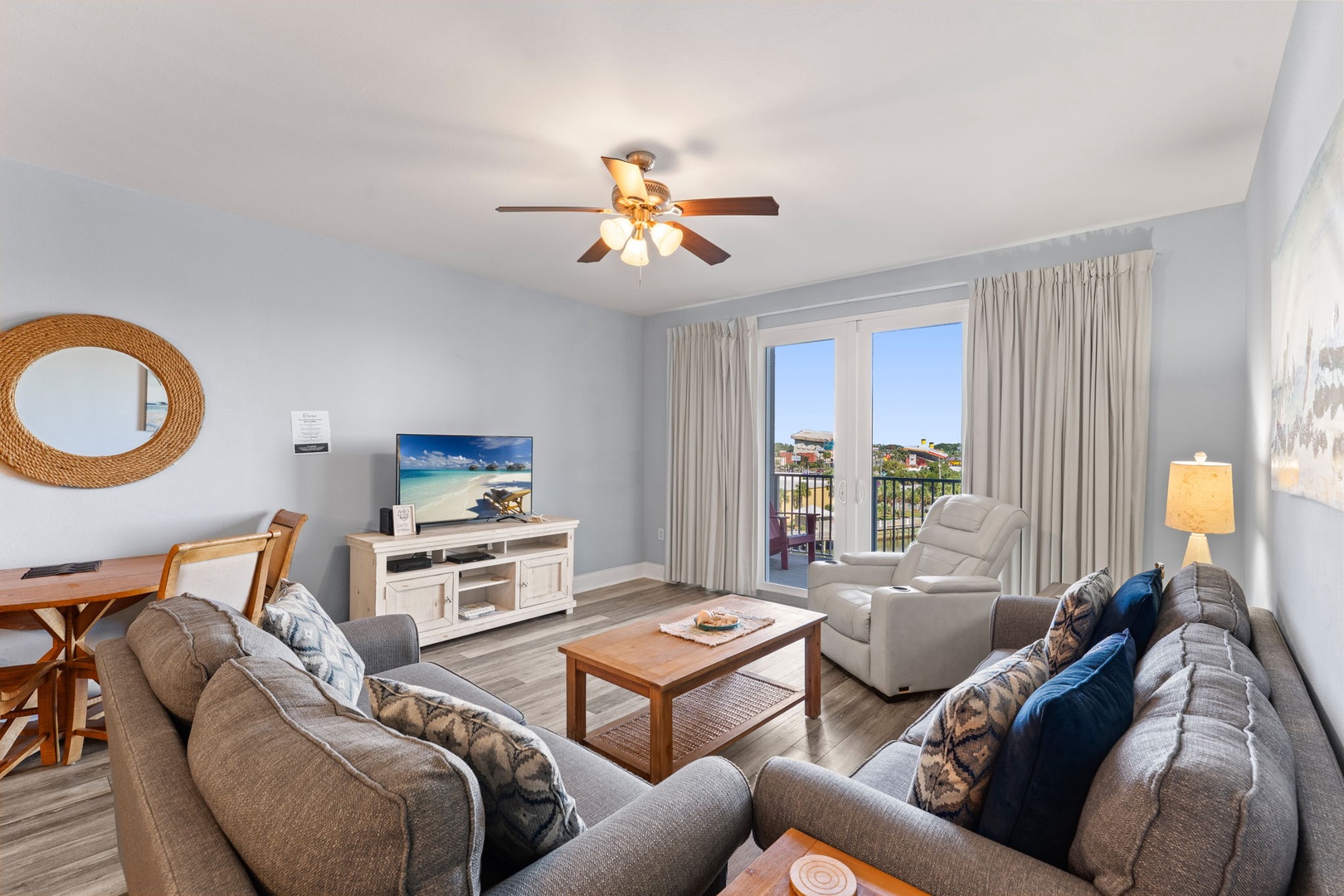 10-web-or-mls-PANHANDLE-9902STHOMASDR431-09