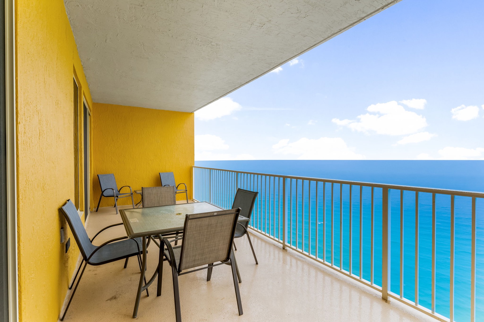33-web-or-mls-5004 Thomas Dr 2303-17