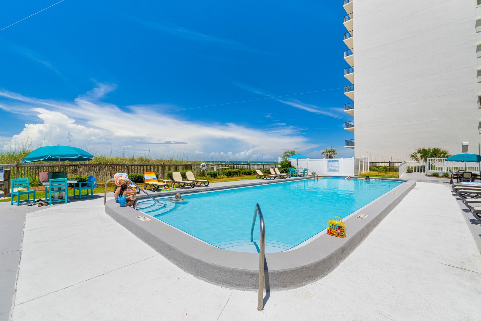 32-web-or-mls-Mariner-West-Amenities-24-8