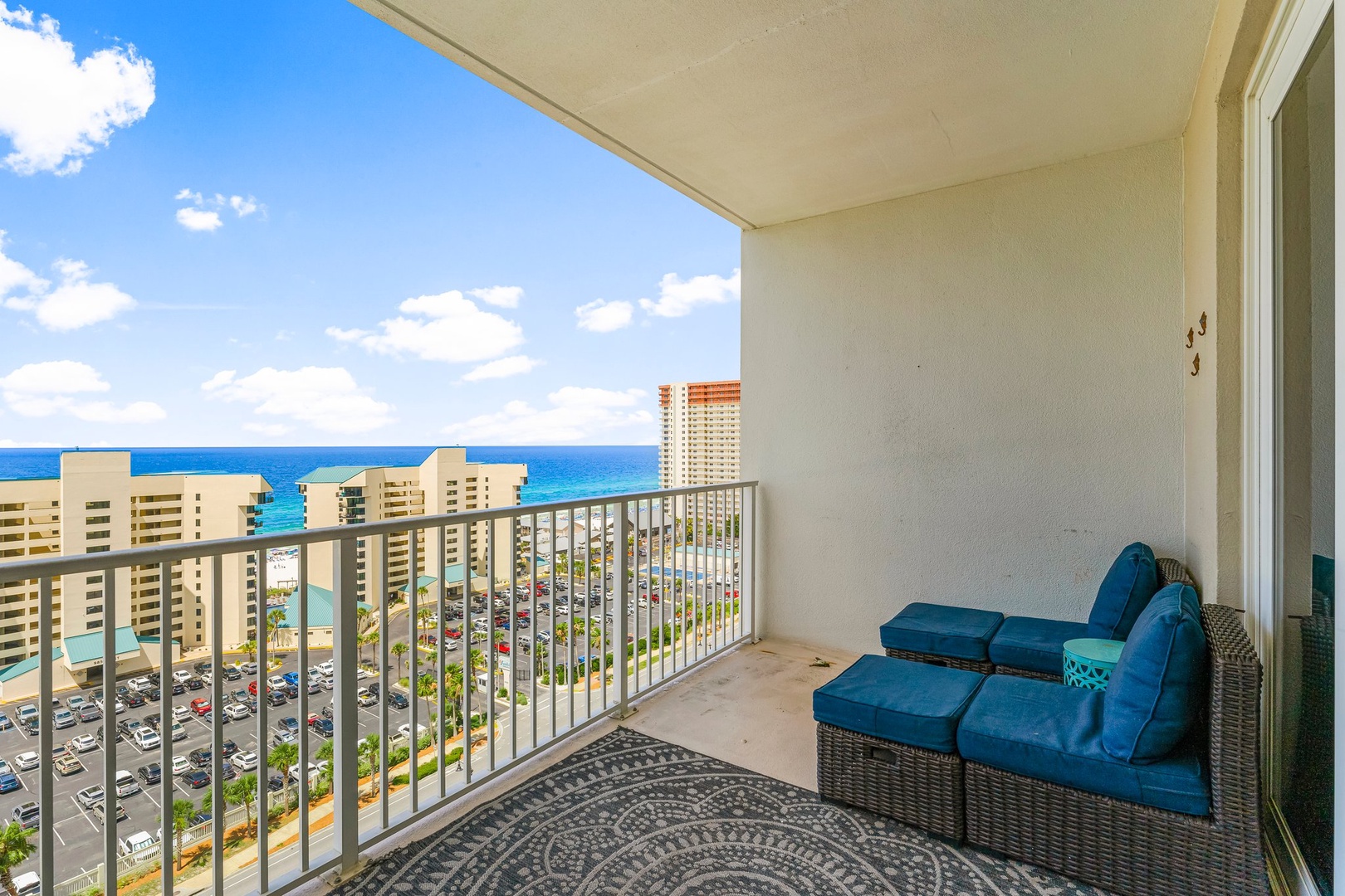 27-web-or-mls-9902 S Thomas Dr 1305-19