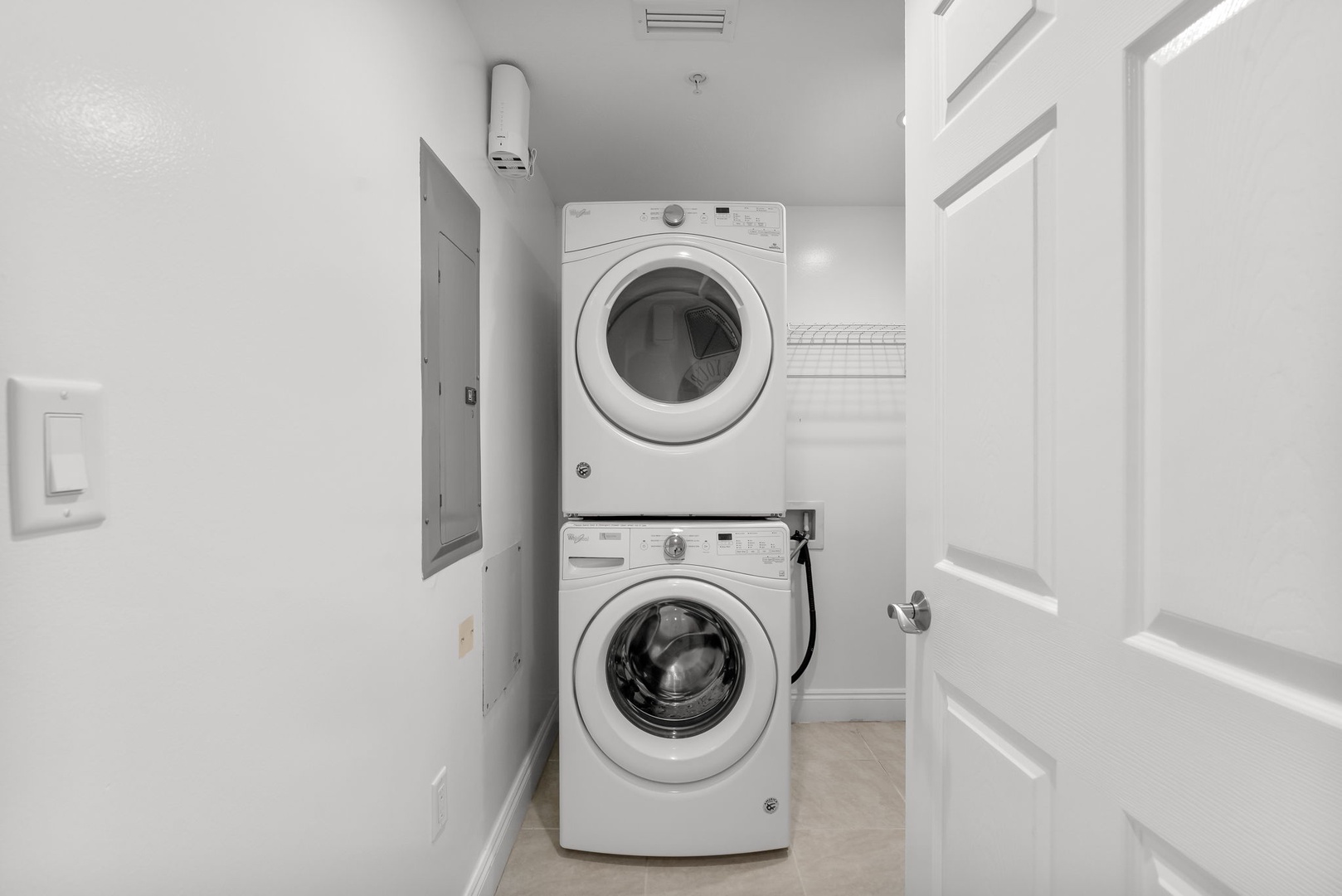 26-web-or-mls-5004 Thomas Dr 102-2