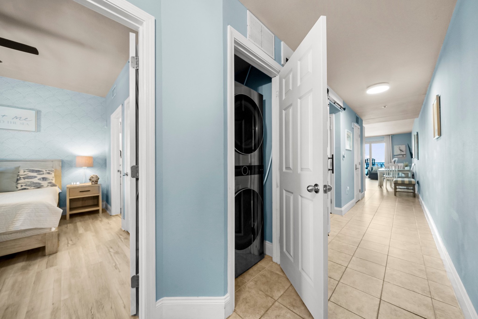 9-web-or-mls-9902 S Thomas Dr 703-5