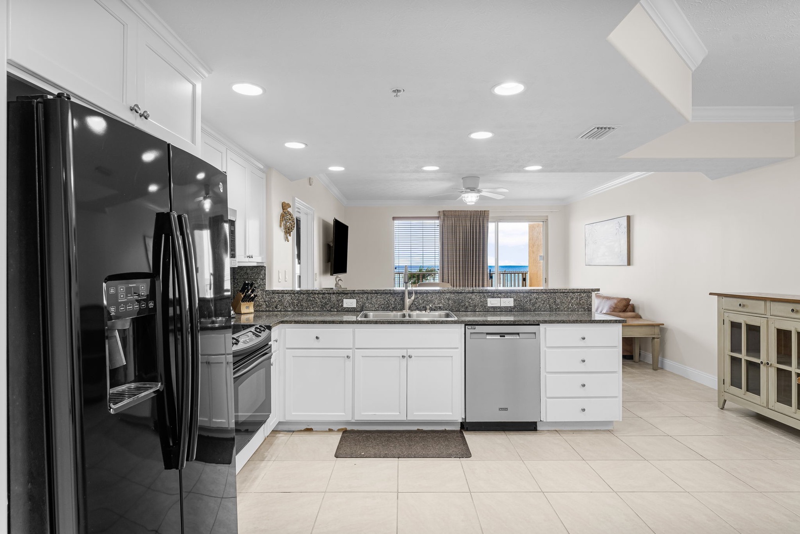 13-web-or-mls-5004 Thomas Dr 102-12