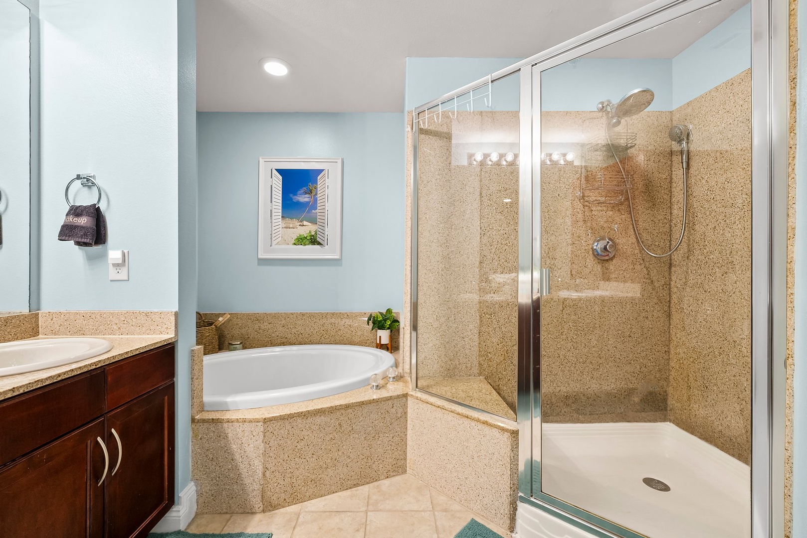 20-web-or-mls-9902 S Thomas Dr 830-19
