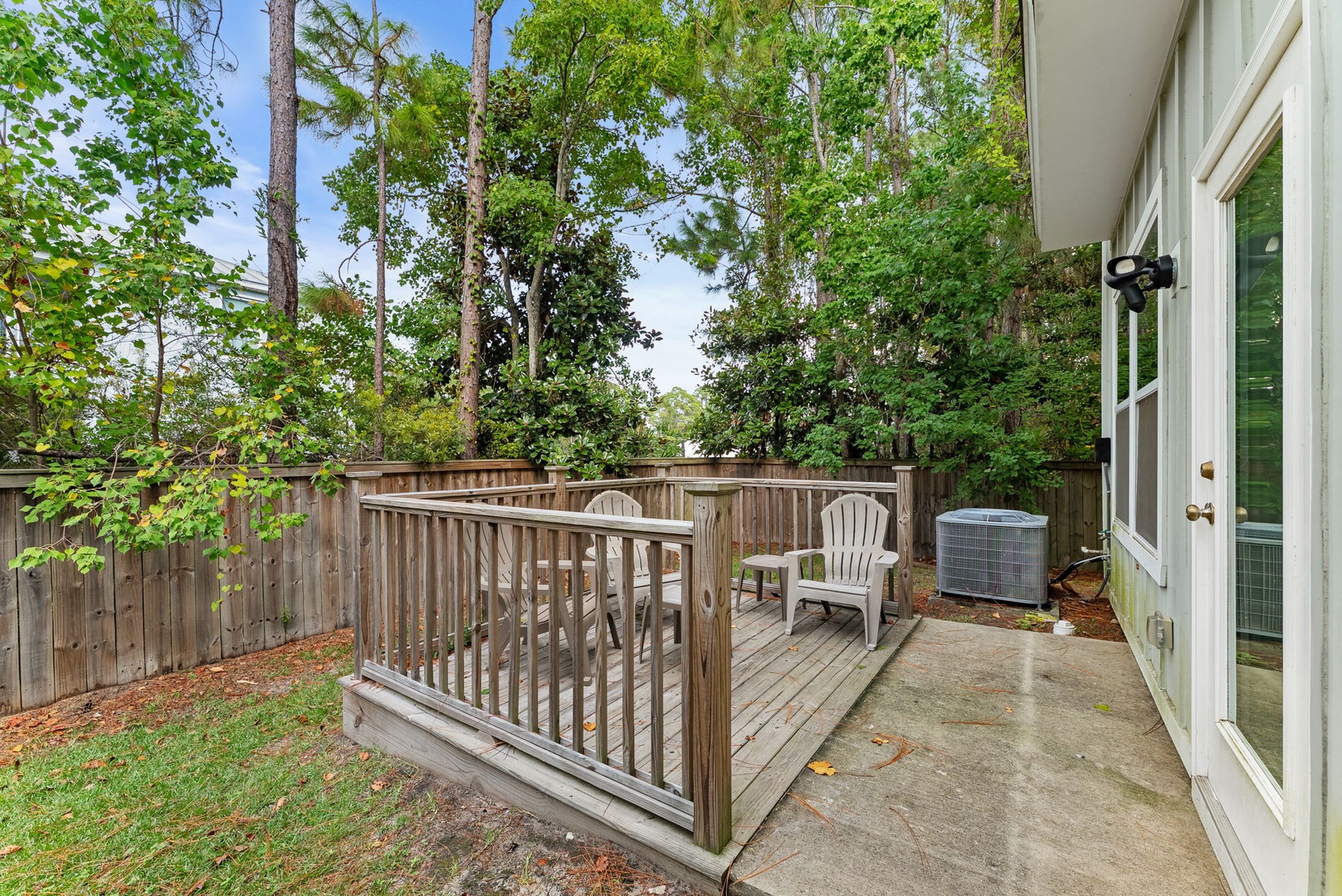 31-web-or-mls-2226 Joan Ave 16 -31