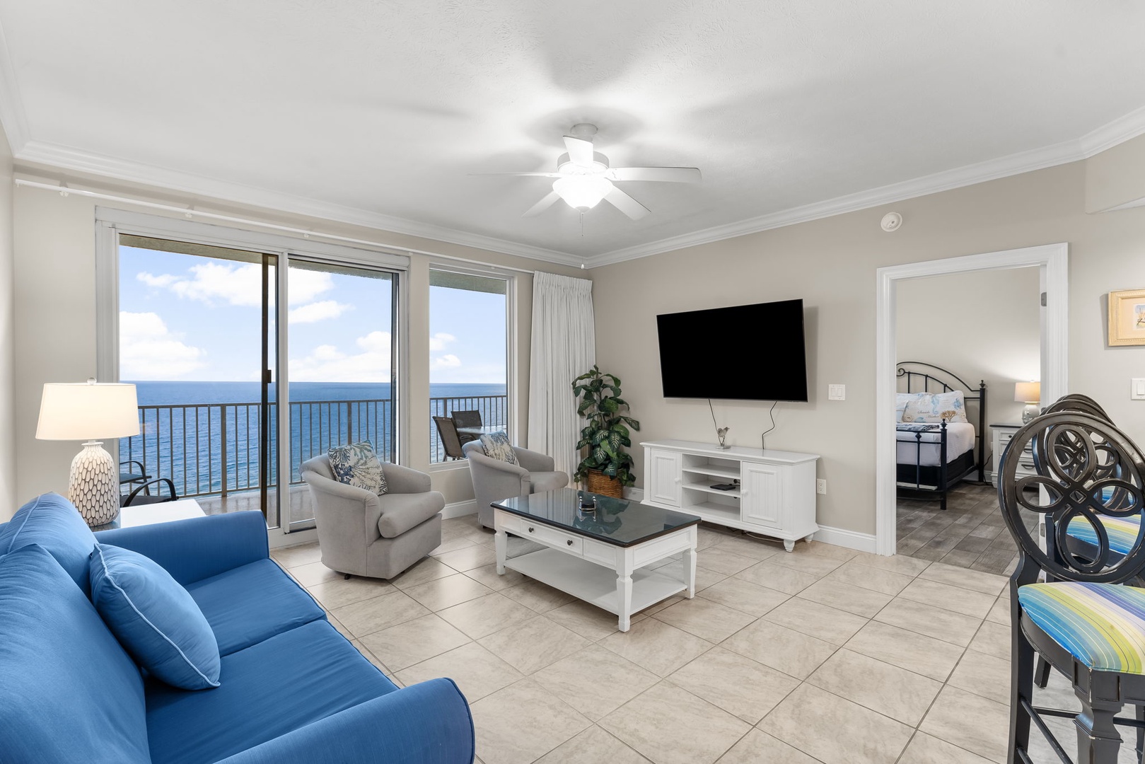 24-web-or-mls-5004 Thomas Dr 2303-18