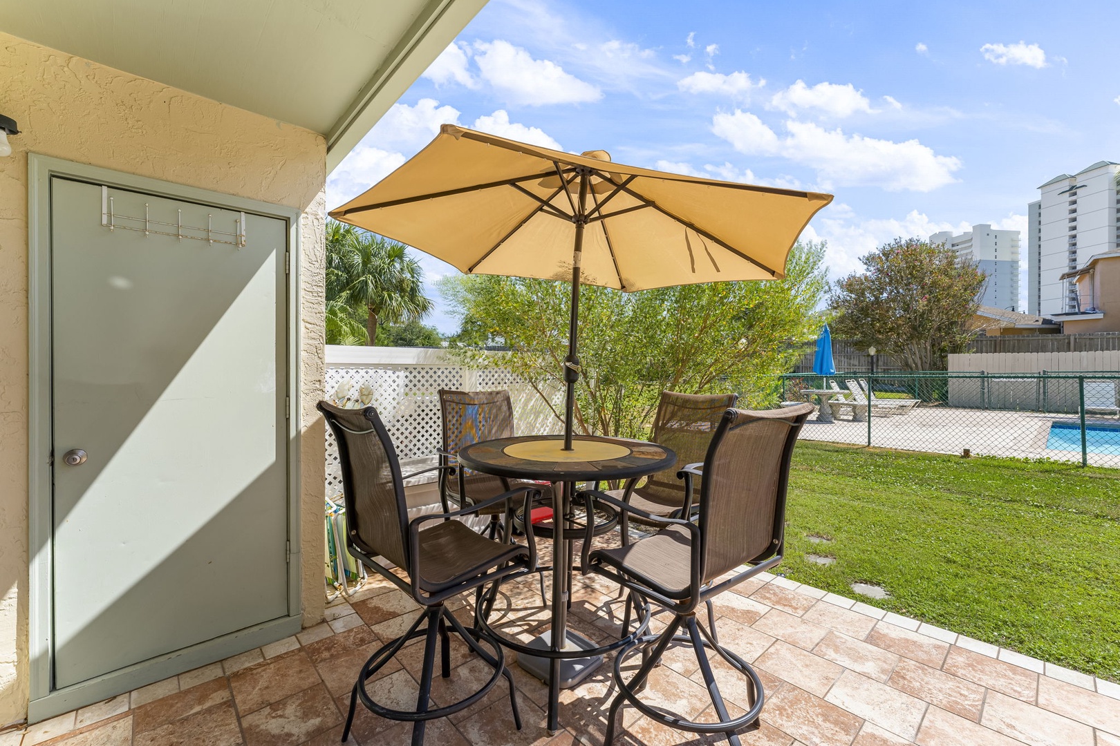 18-web-or-mls-236 St Katherine Blvd 236-26