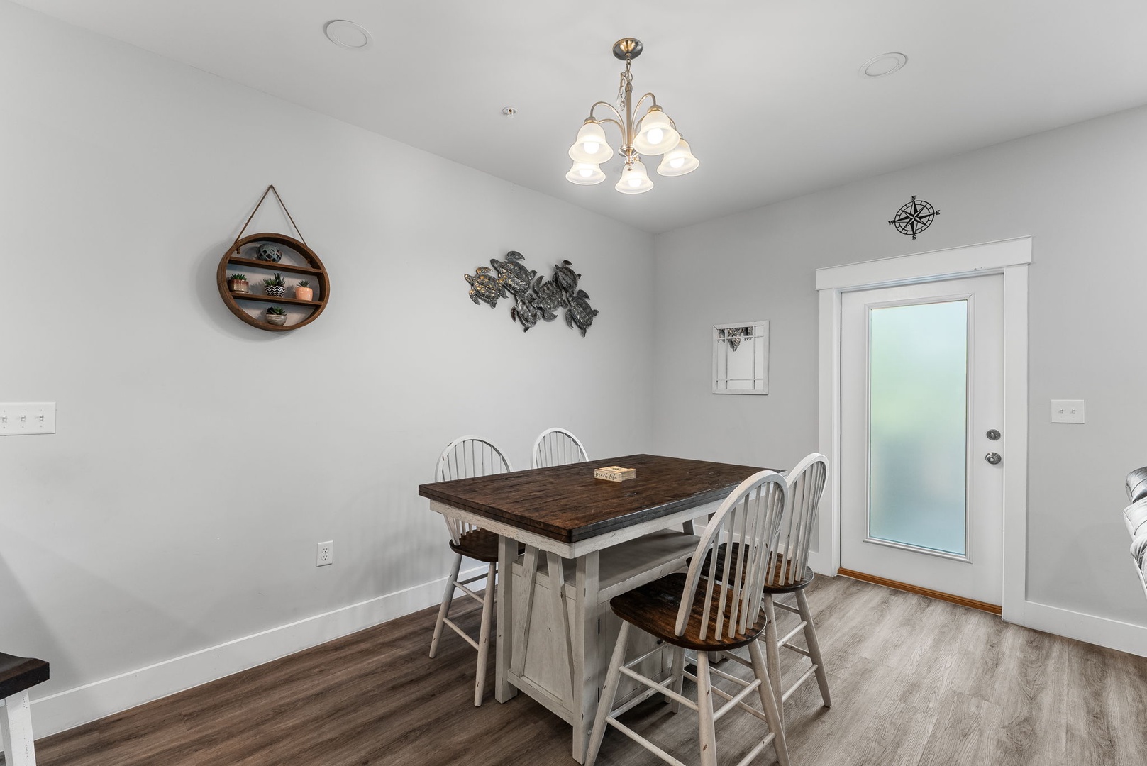 11-web-or-mls-2226 Joan Ave 16 -11