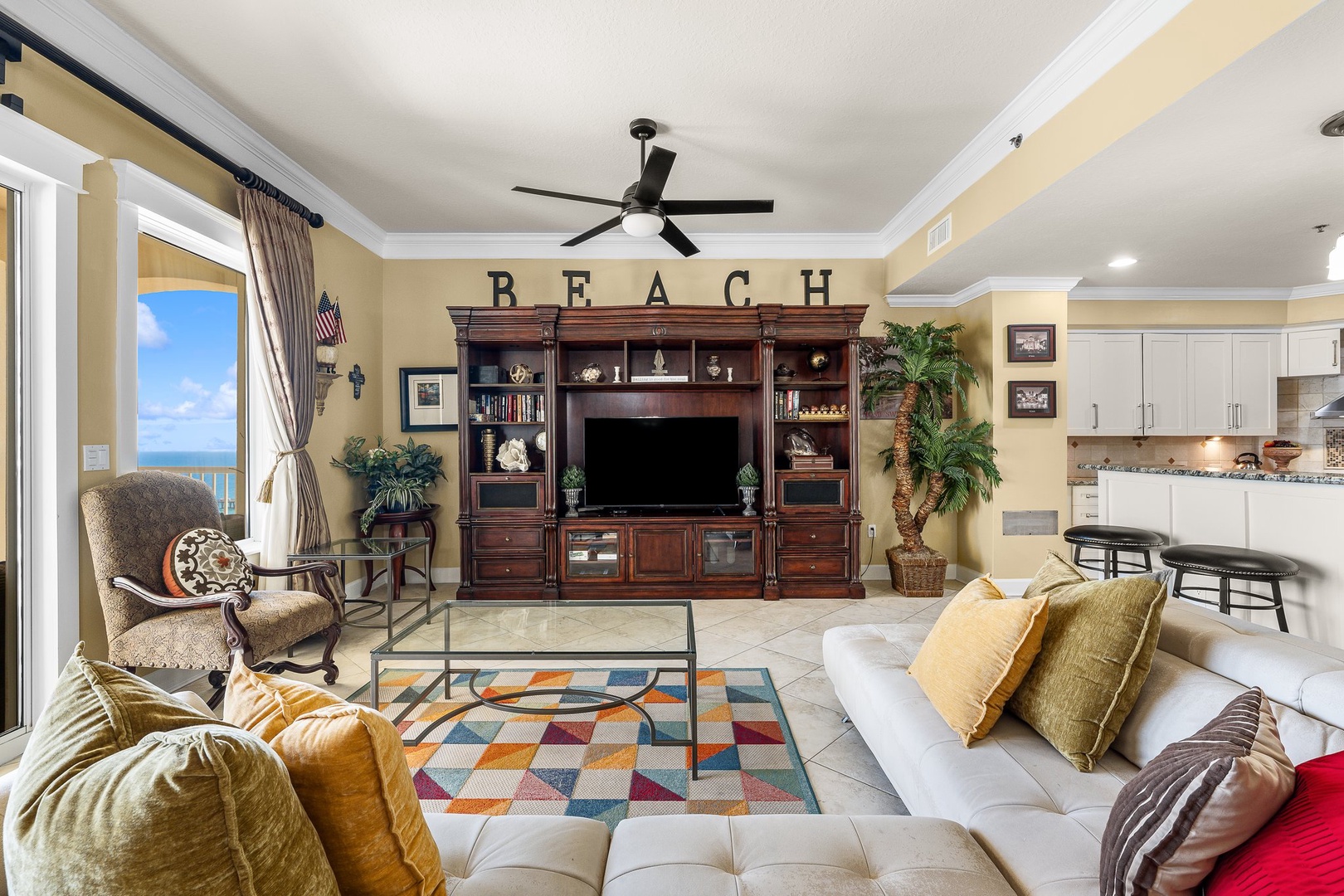 17-web-or-mls-11800 Front Beach Rd 2201_13