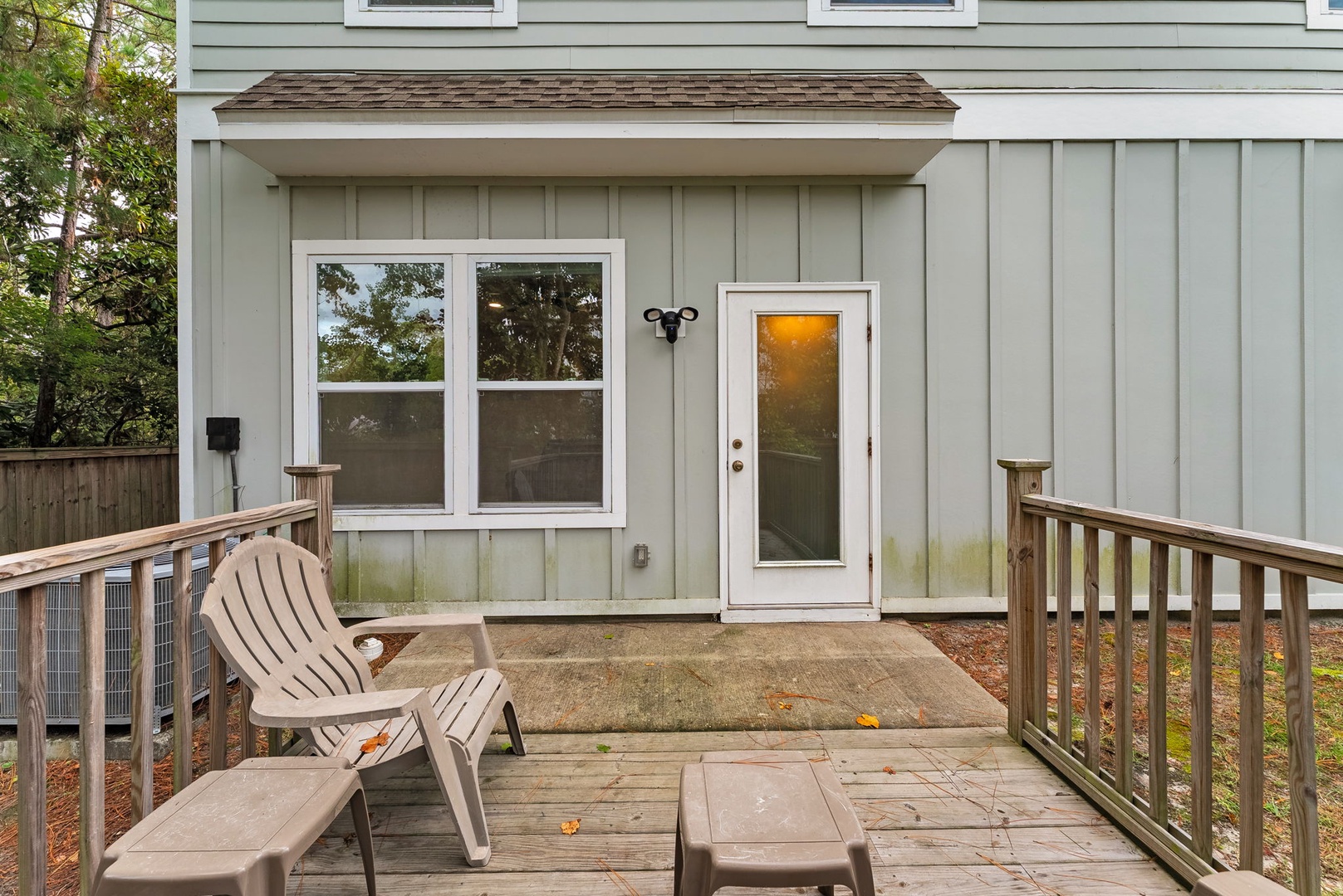 29-web-or-mls-2226 Joan Ave 16 -29