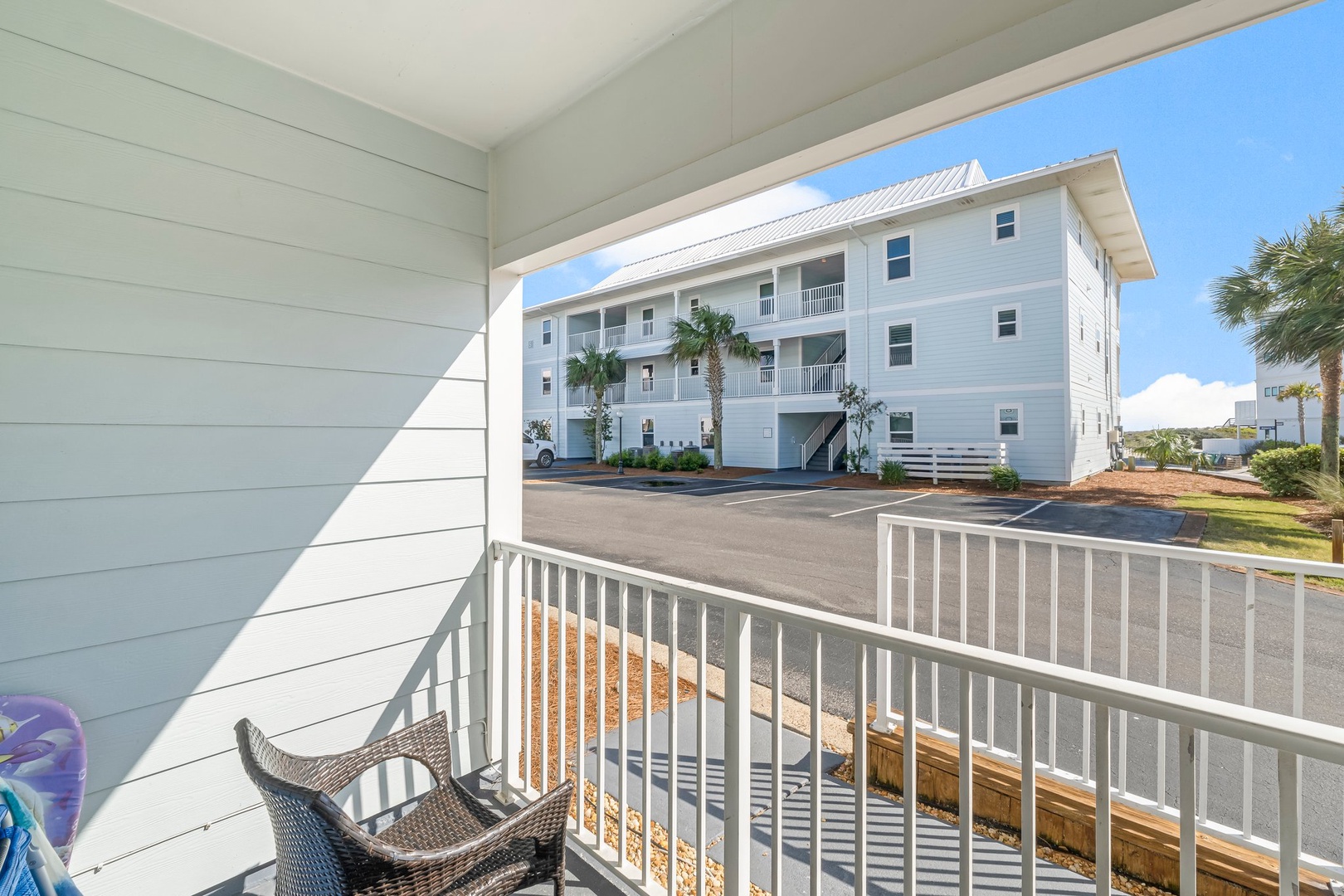 18-web-or-mls-11-beachside-dr-312