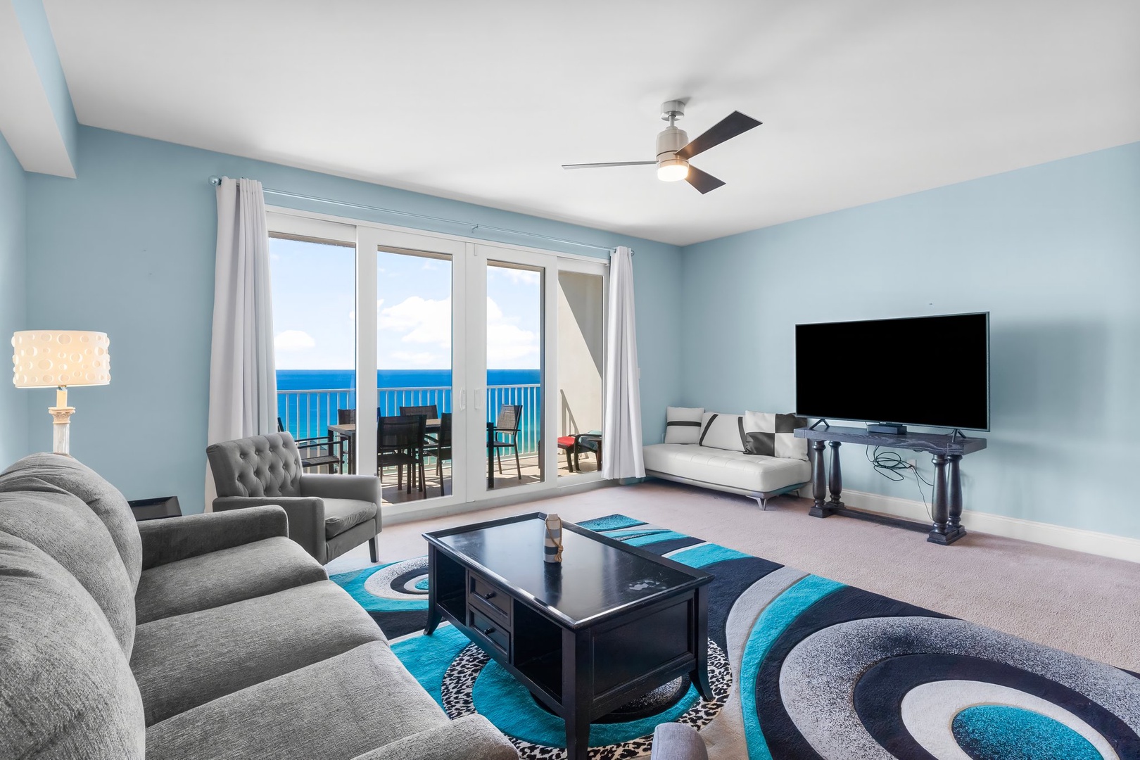 Laketown Wharf #1818