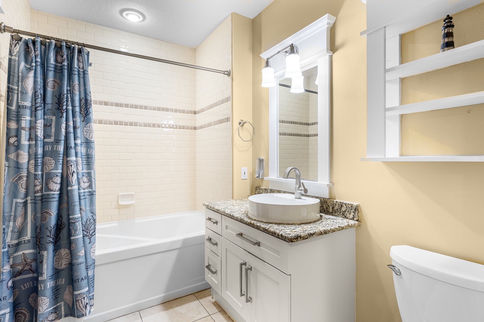 36-web-or-mls-11800 Front Beach Rd 2201_32