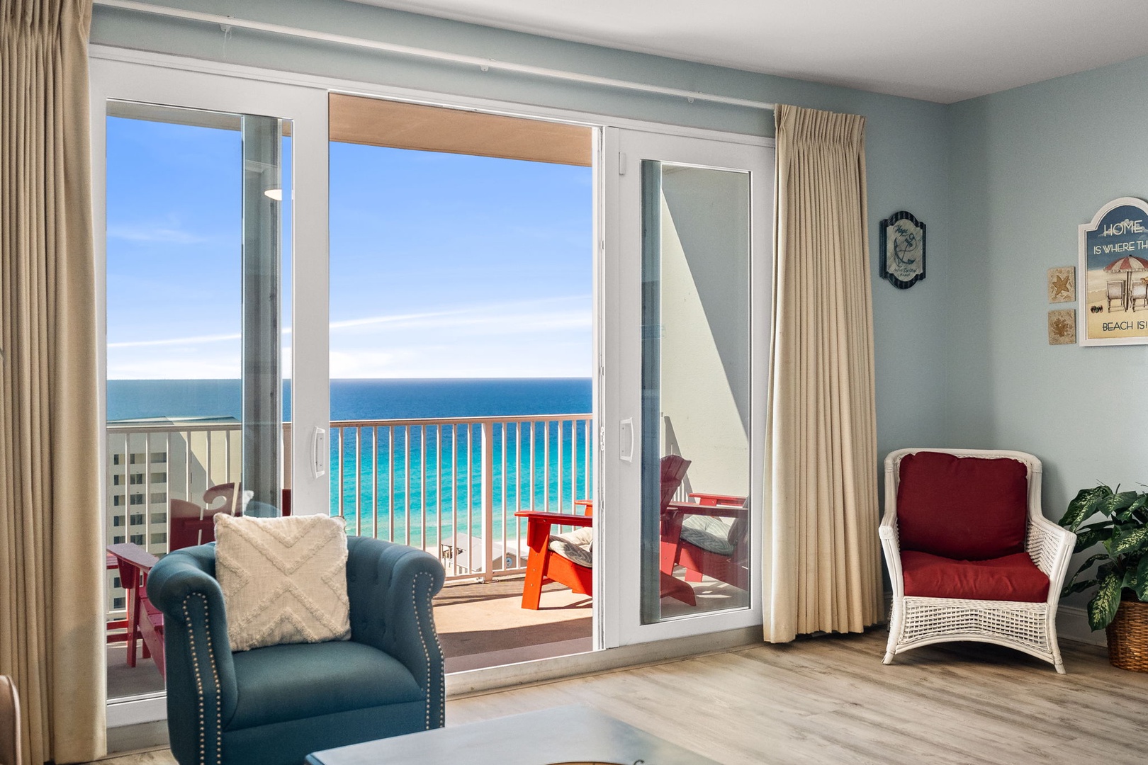 Laketown Wharf #1316