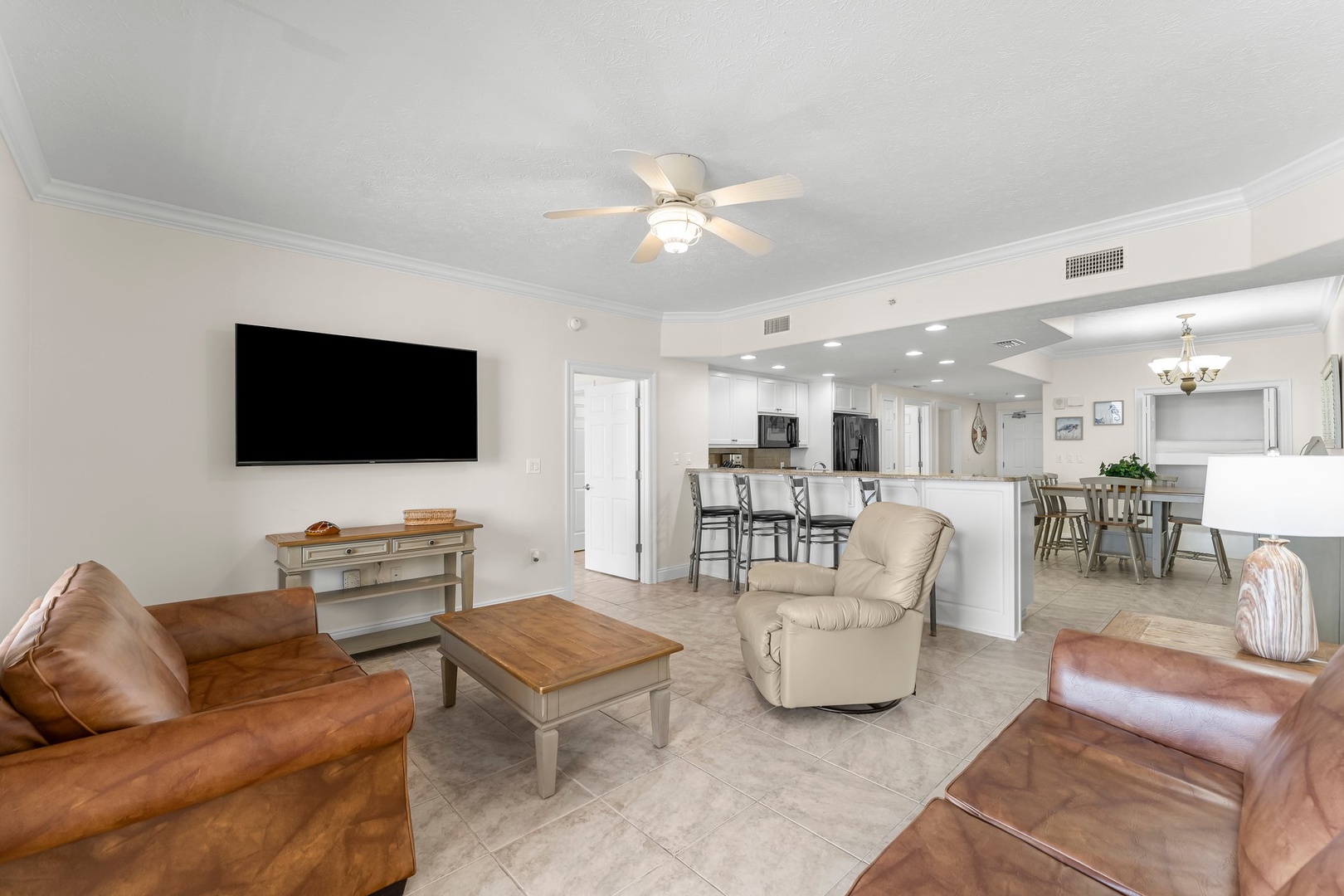 18-web-or-mls-5004 Thomas Dr 103-13
