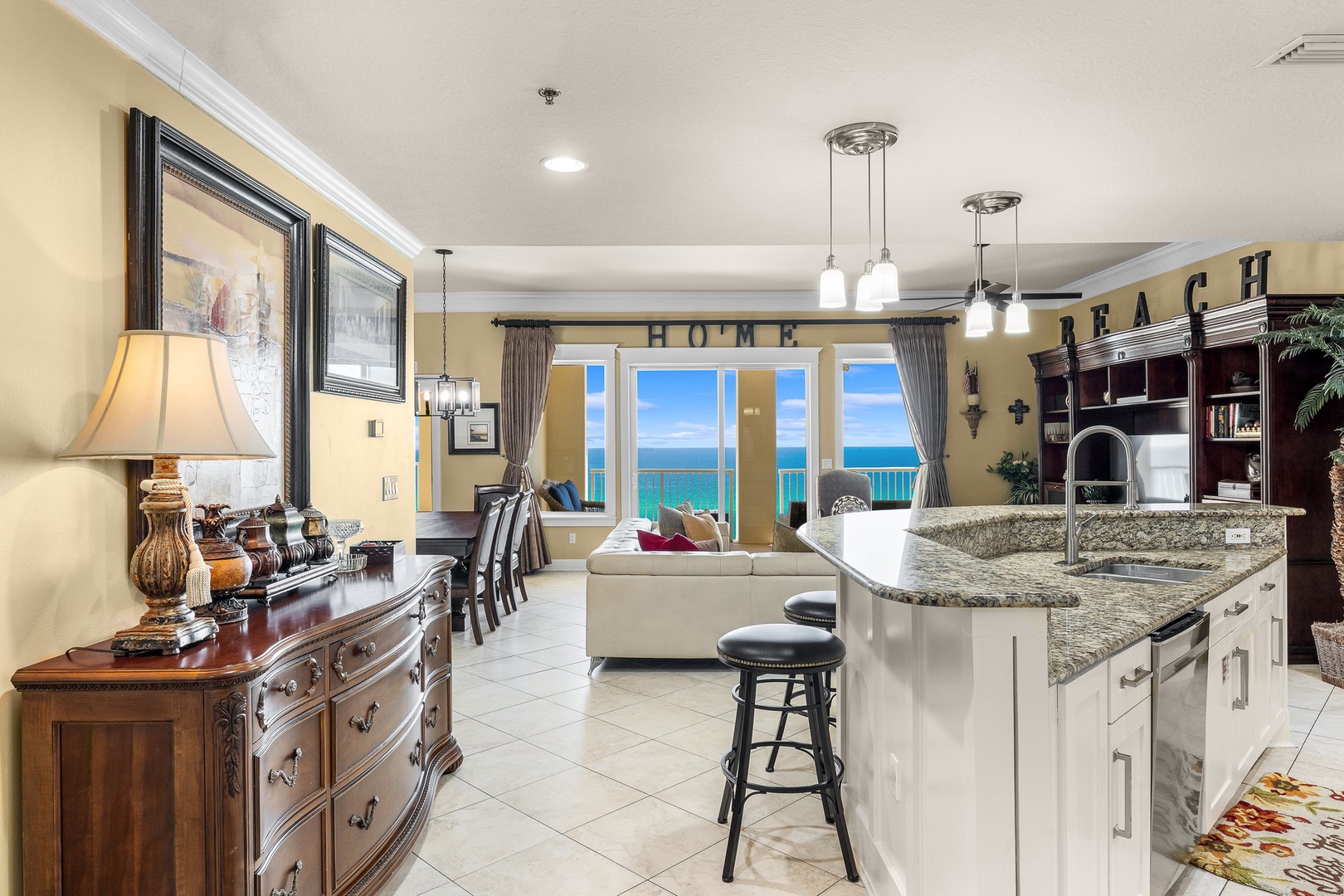 7-web-or-mls-11800 Front Beach Rd 2201_03