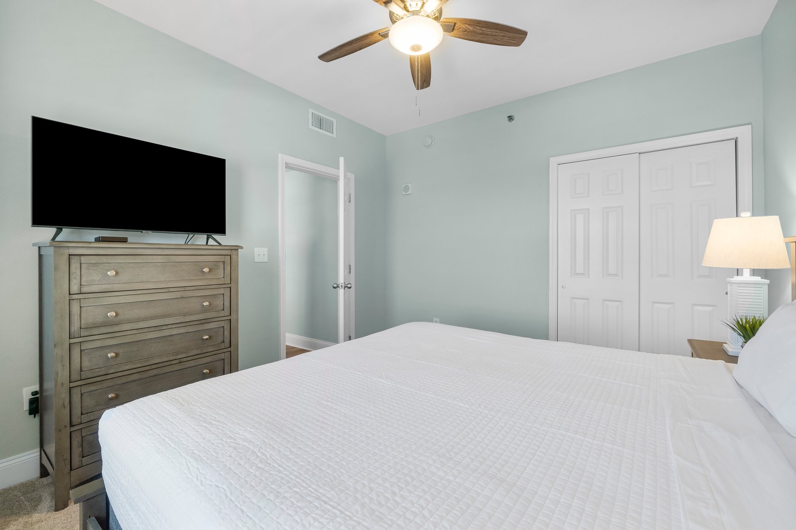 Guest Bedroom 1