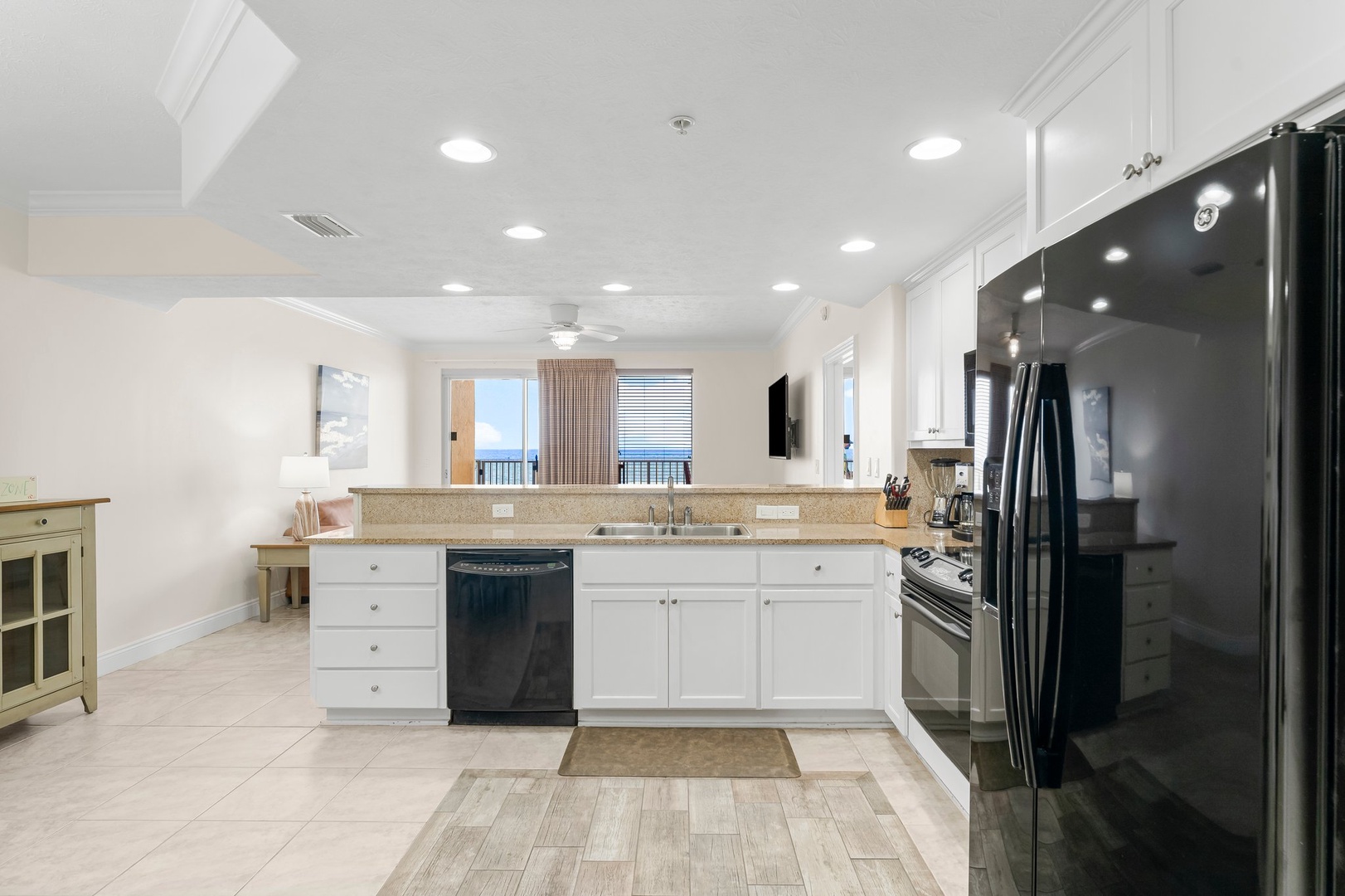 11-web-or-mls-5004 Thomas Dr 103-7