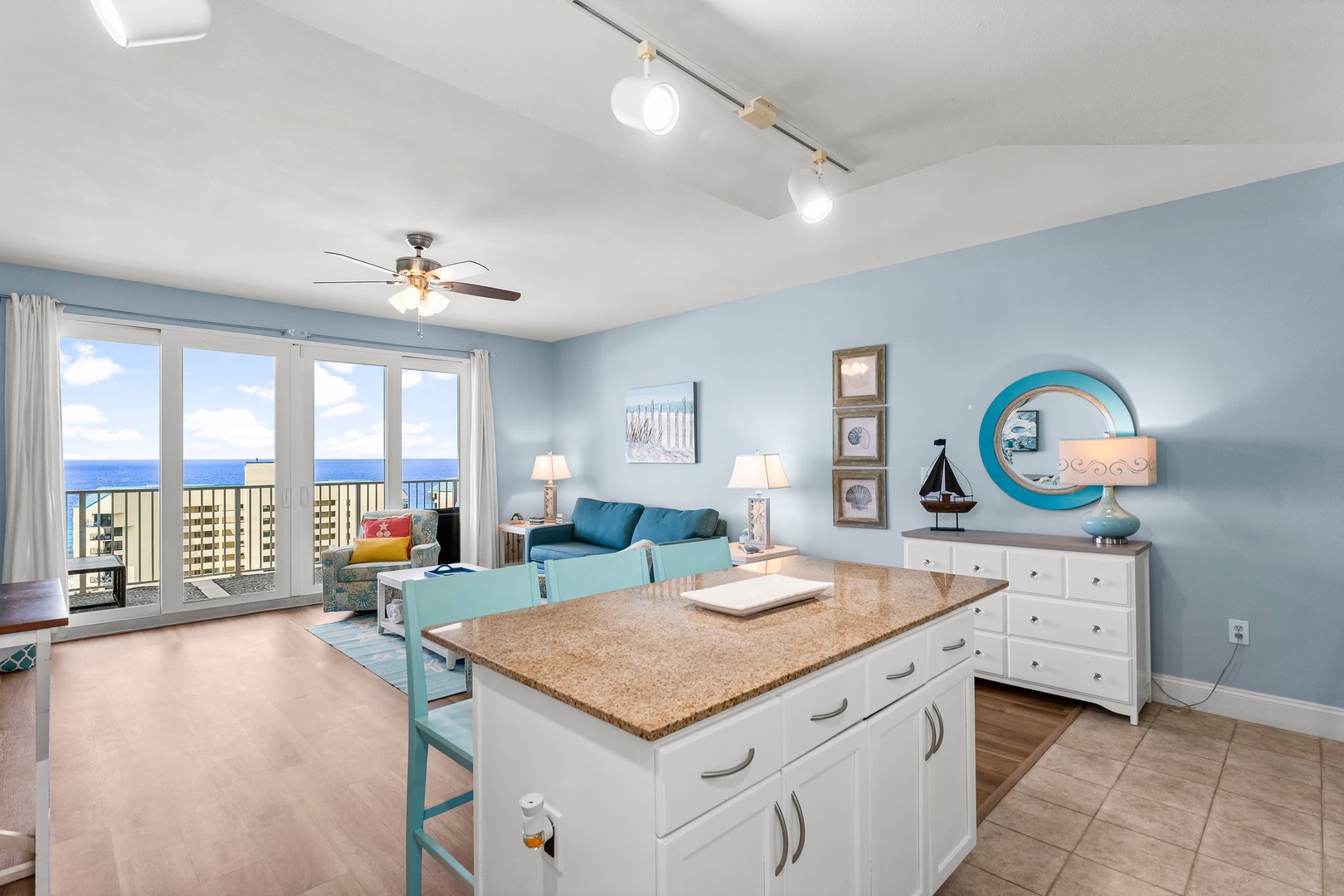 20-web-or-mls-9902 S Thomas Dr 1305-12