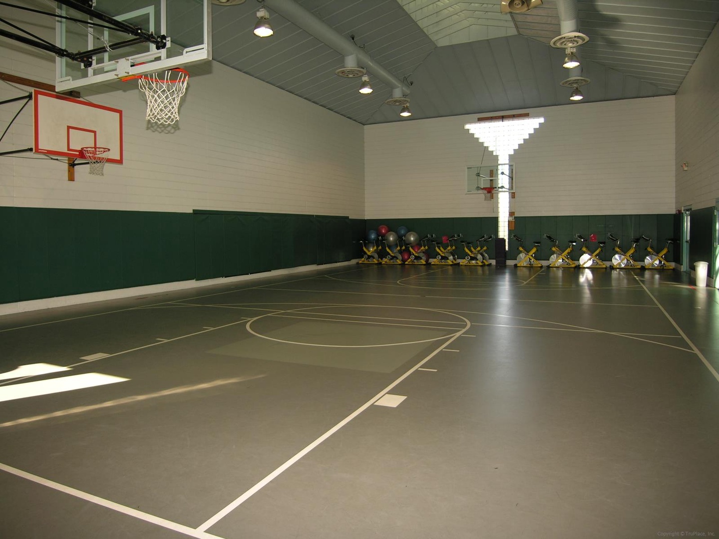 Sea Colony West Basketball Court