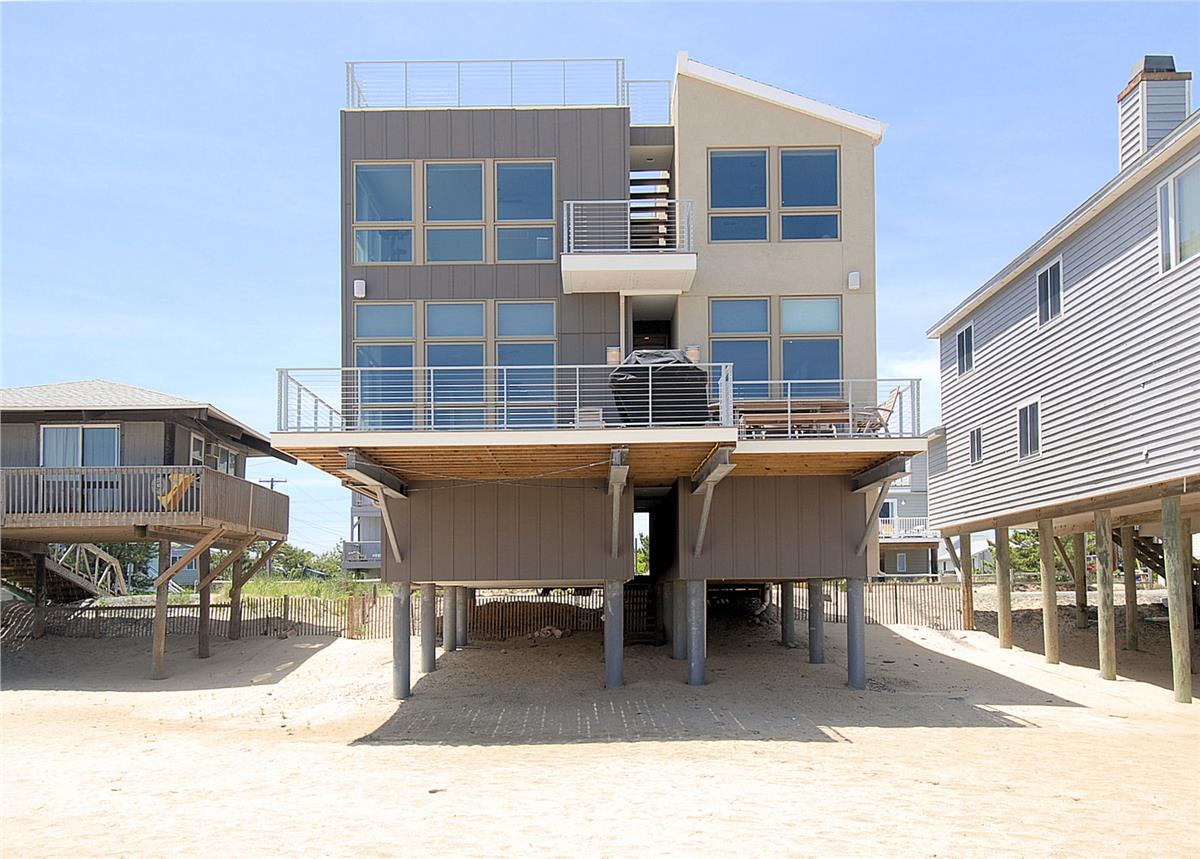 302 North Ocean Drive