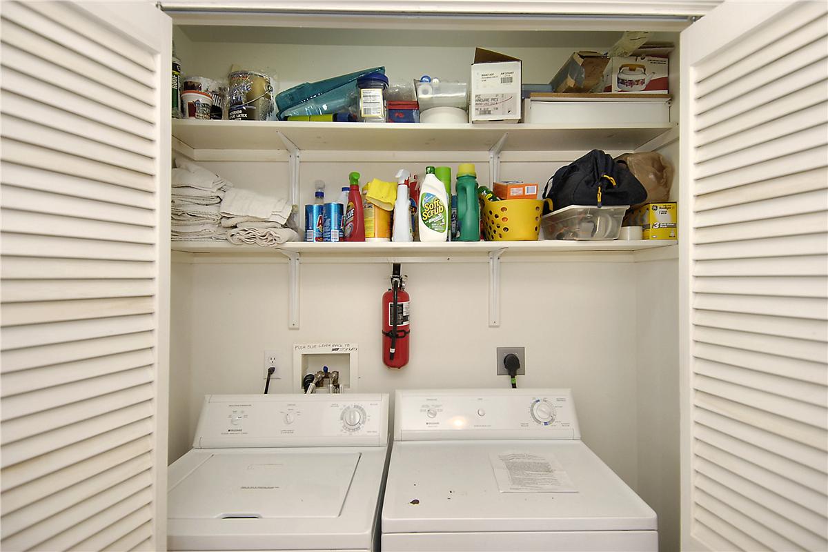 middle level-washer dryer-_dsc9180