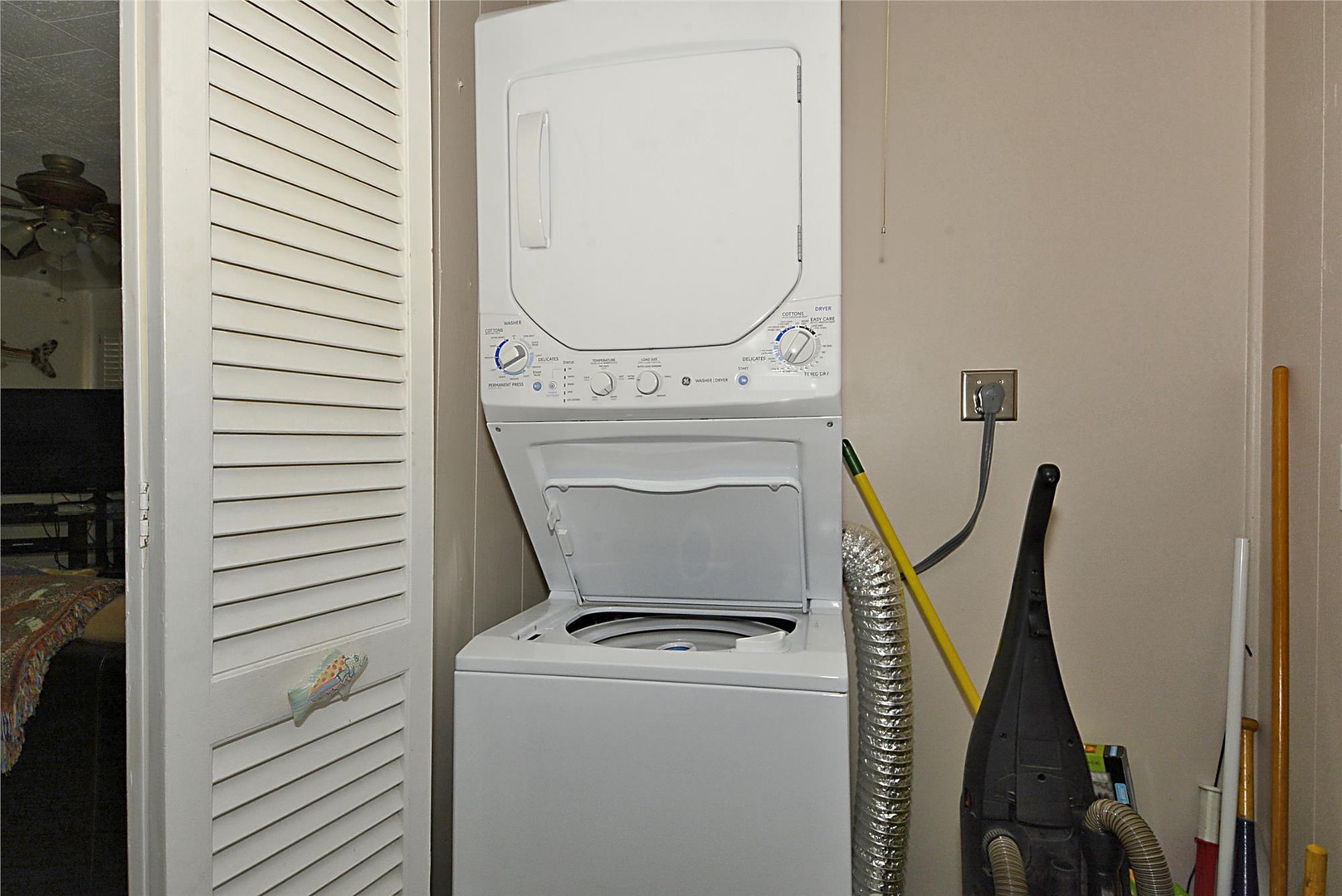 A stacked washer and dryer in your private laundry space makes it easy to pack light and refresh your wardrobe whenever you need during your stay.