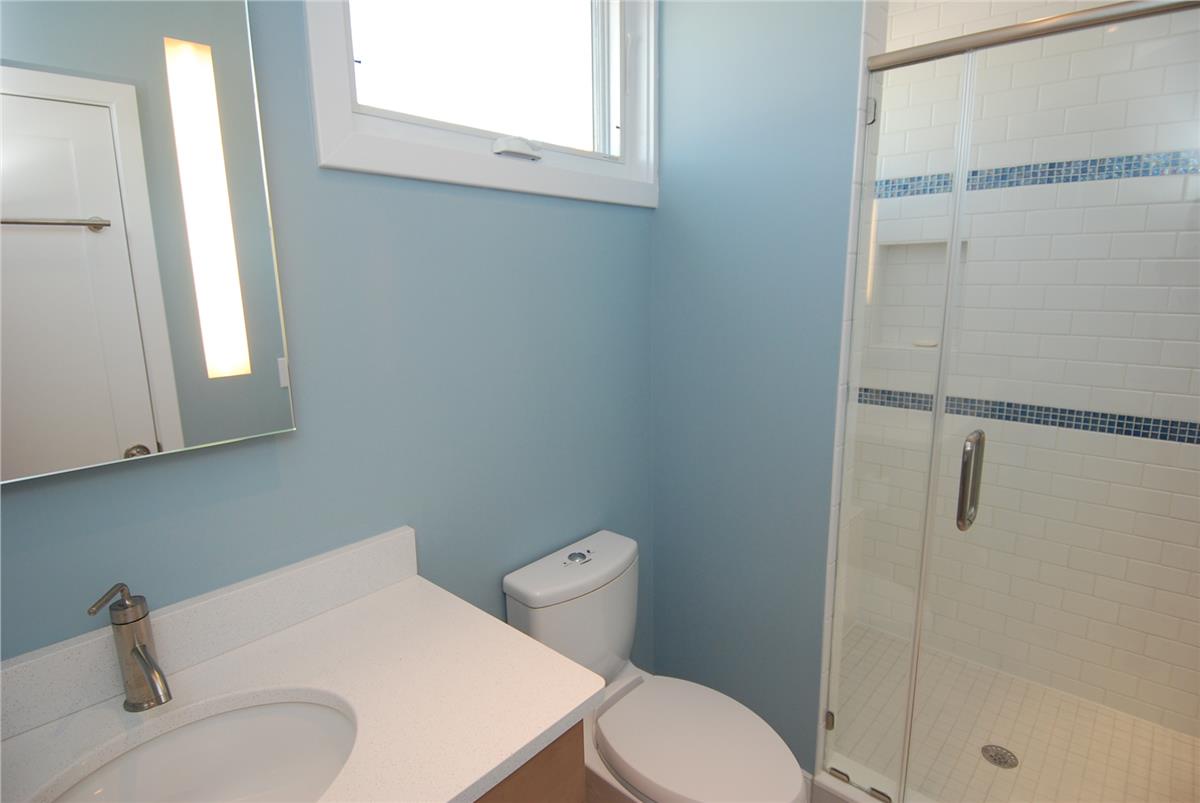 upper level-bath-dsc_3877