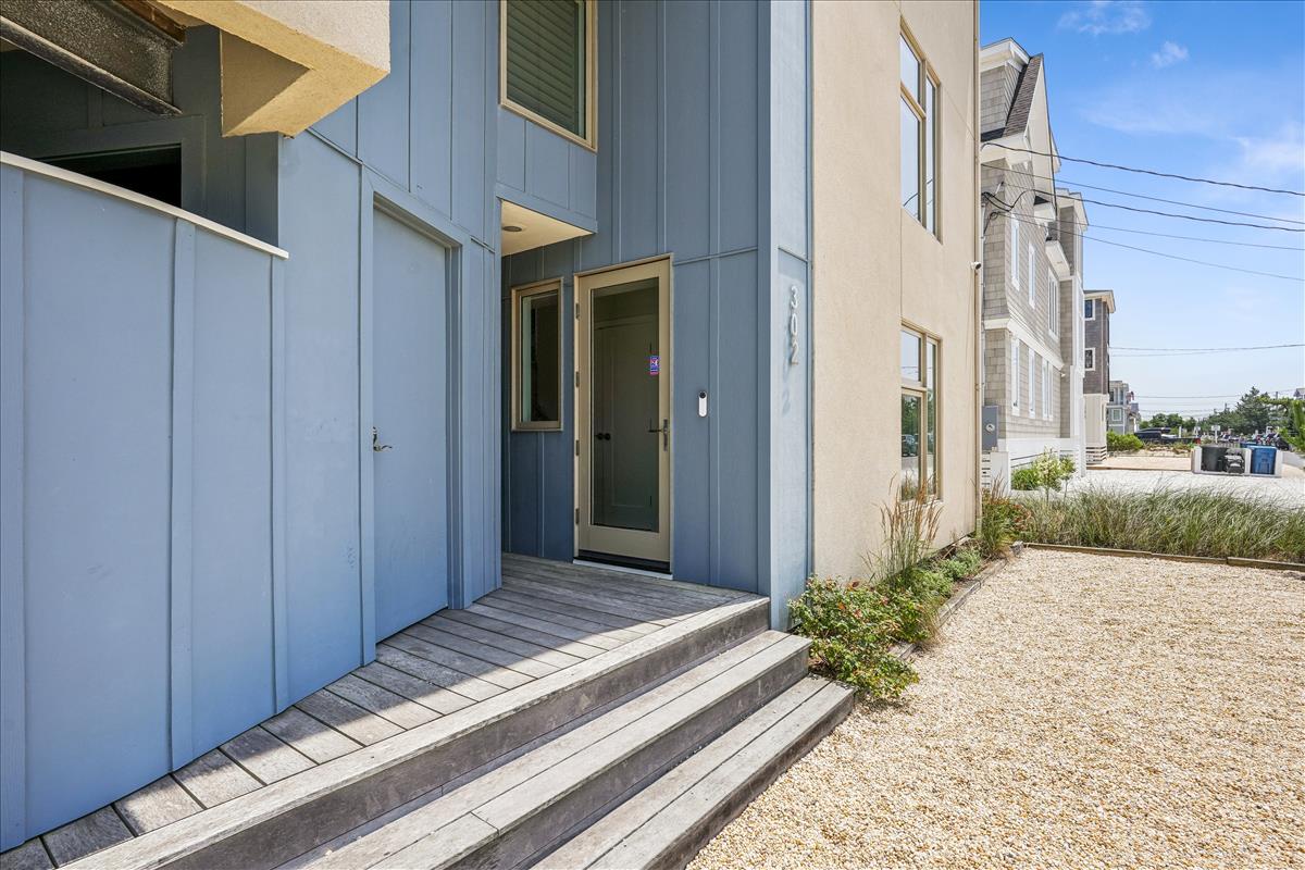 entry level-porch-dl203028