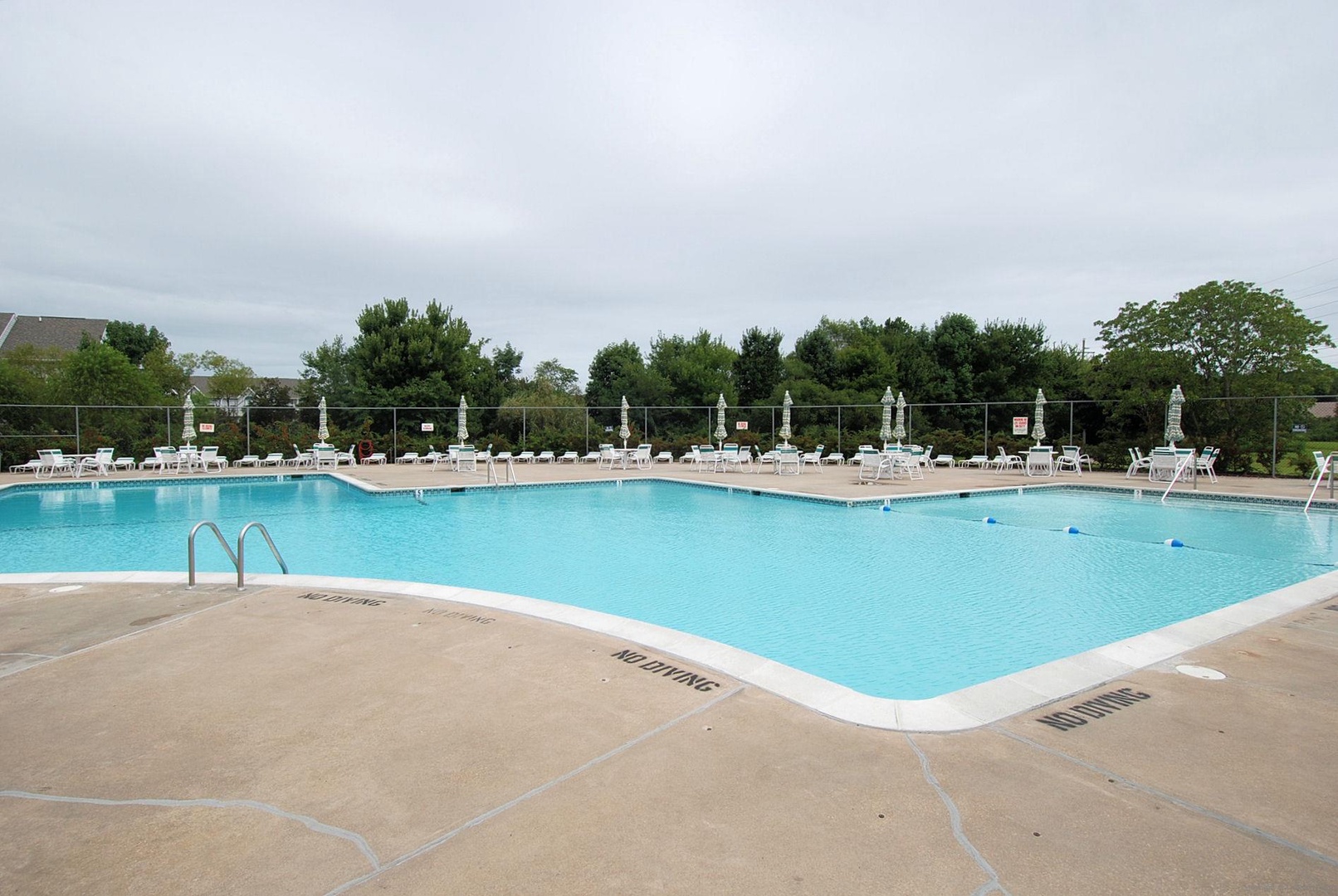 Bethany Breeze Community Pool